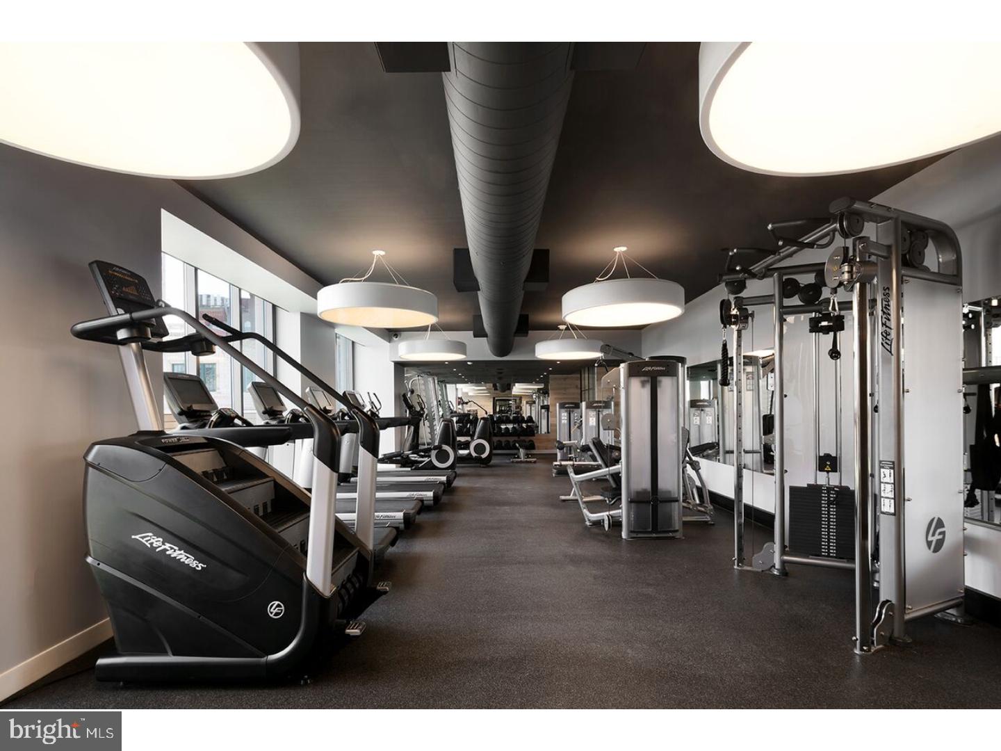 CENTER CITY - Residential Lease