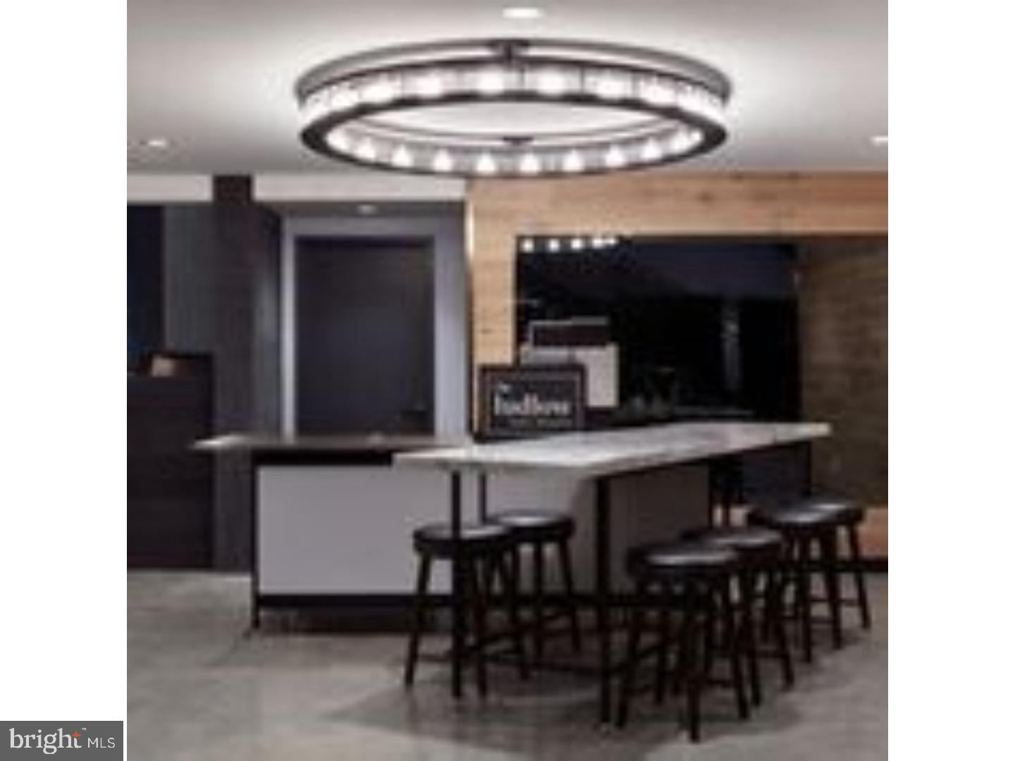 CENTER CITY - Residential Lease