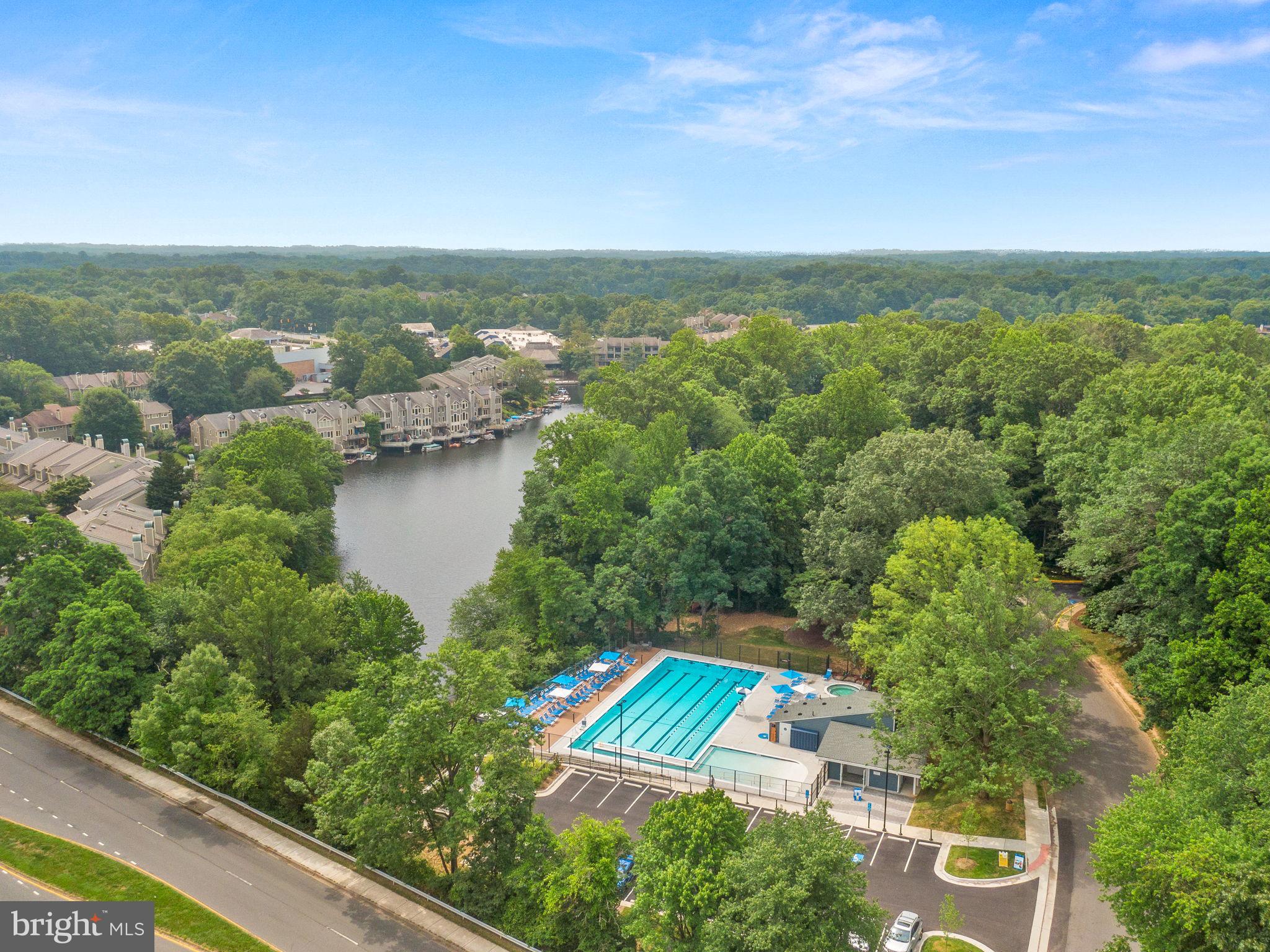 RESTON - Residential