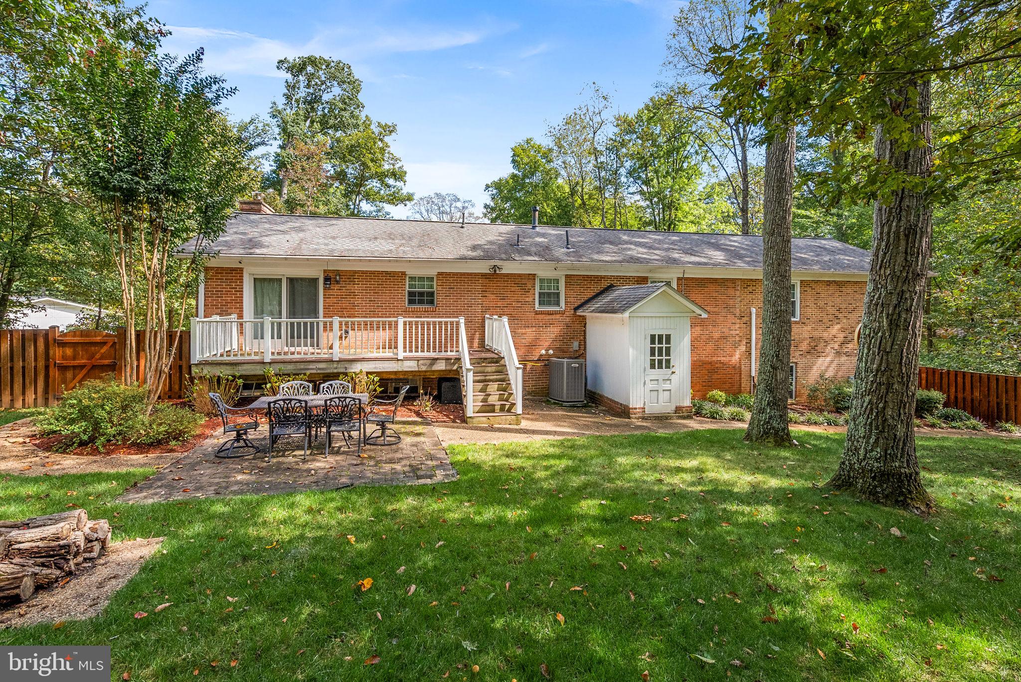 RESTON - Residential