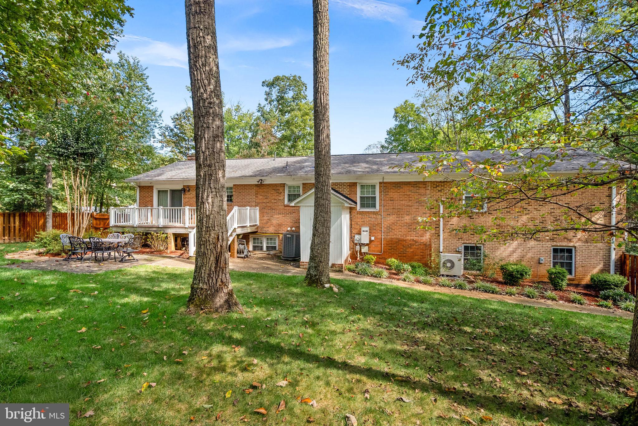 RESTON - Residential