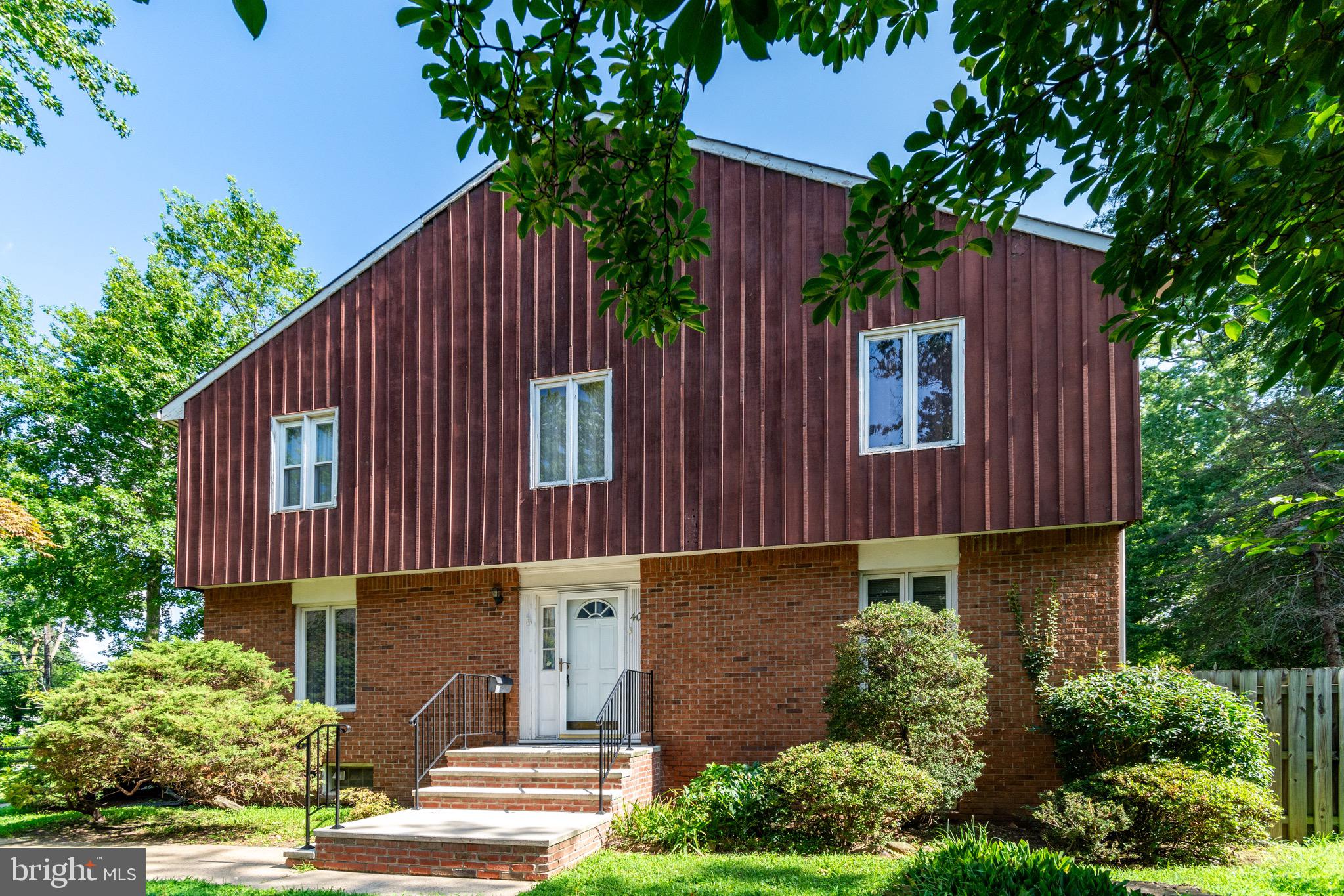 40 PHELPS AVENUE