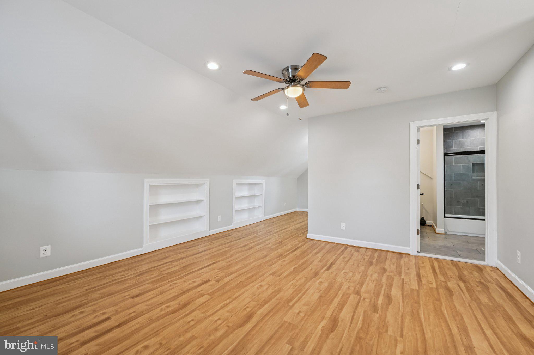 PAROLE - Residential