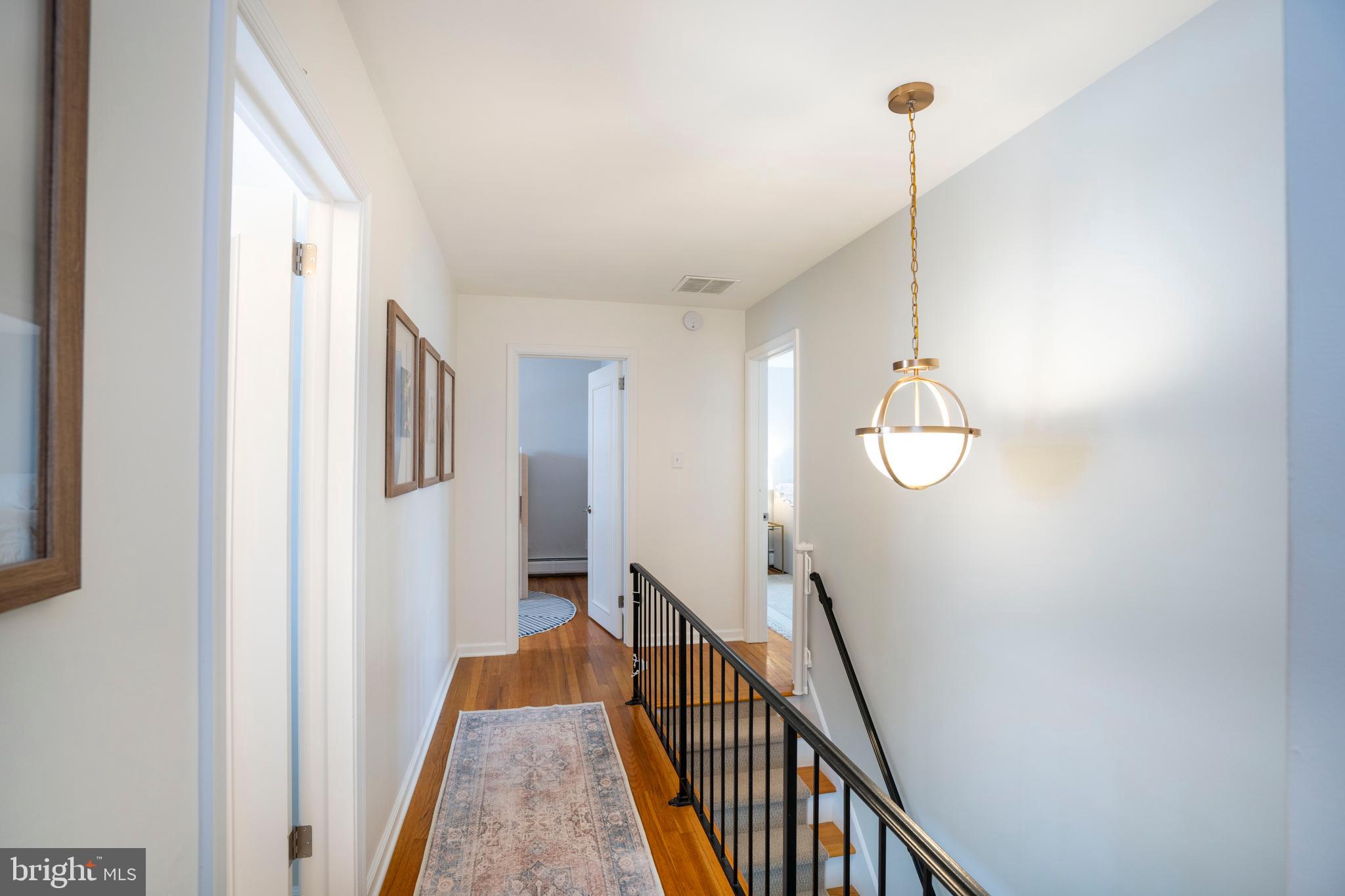 GLENVIEW - Residential