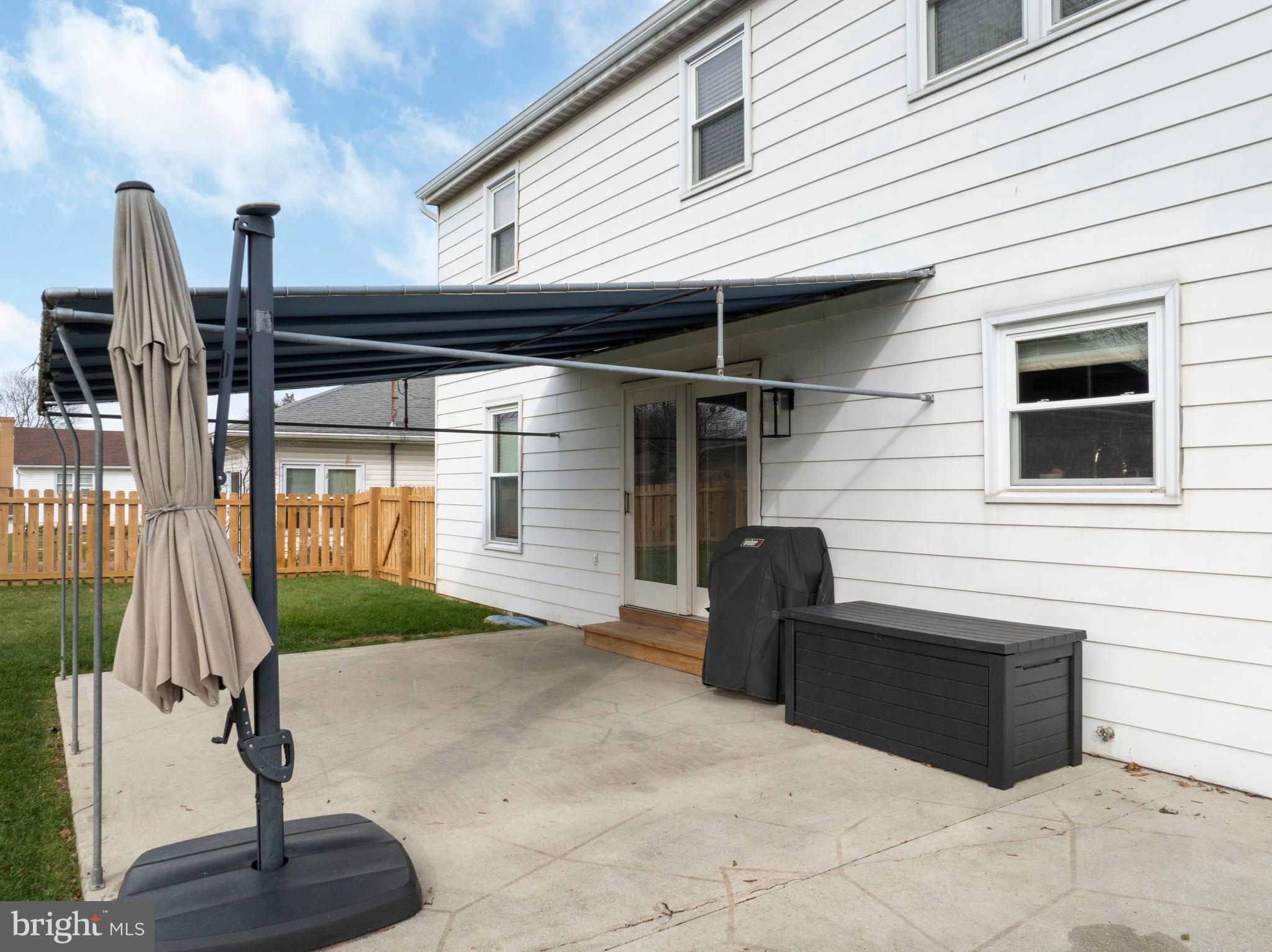 GLENVIEW - Residential