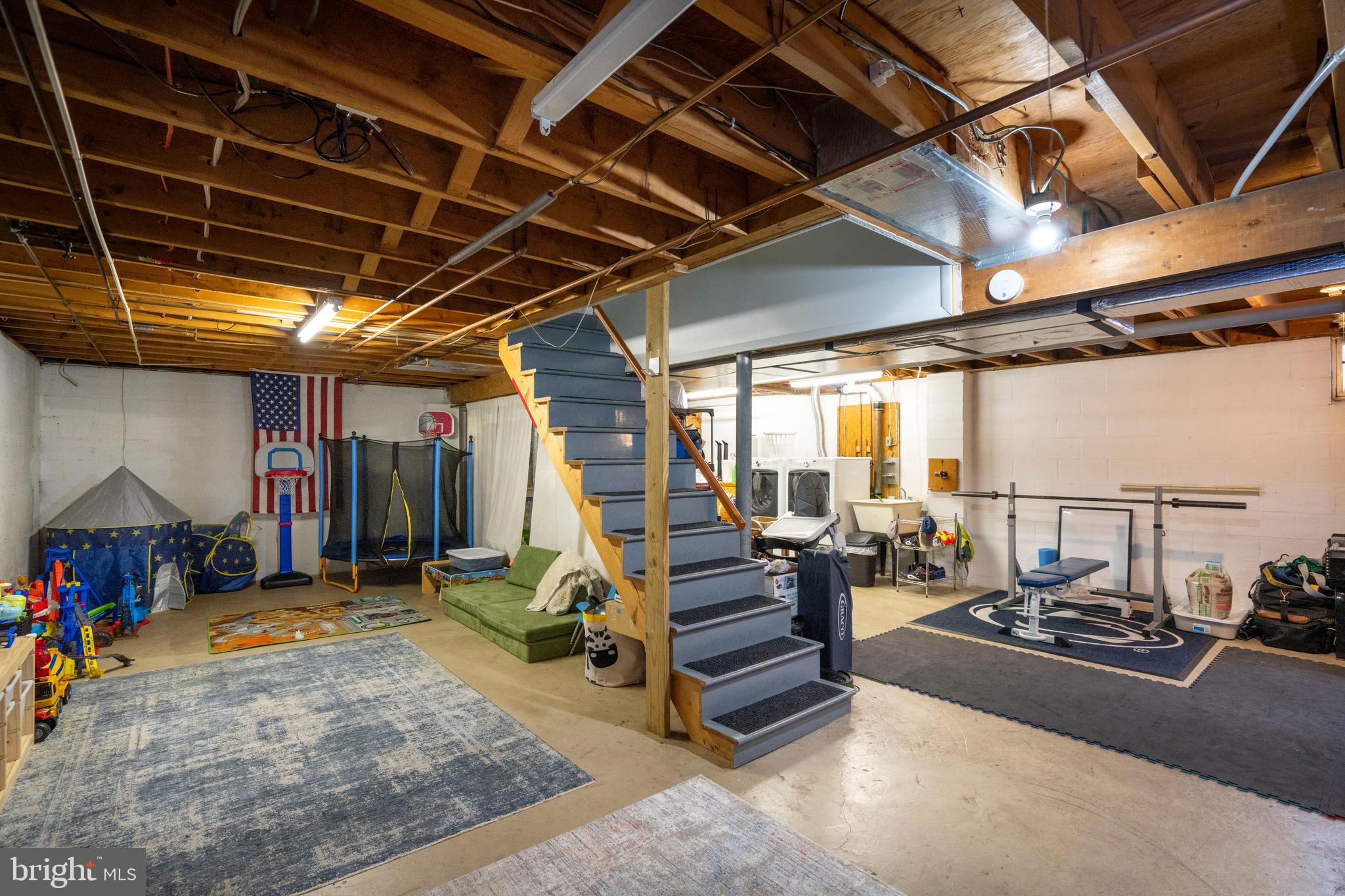 GLENVIEW - Residential