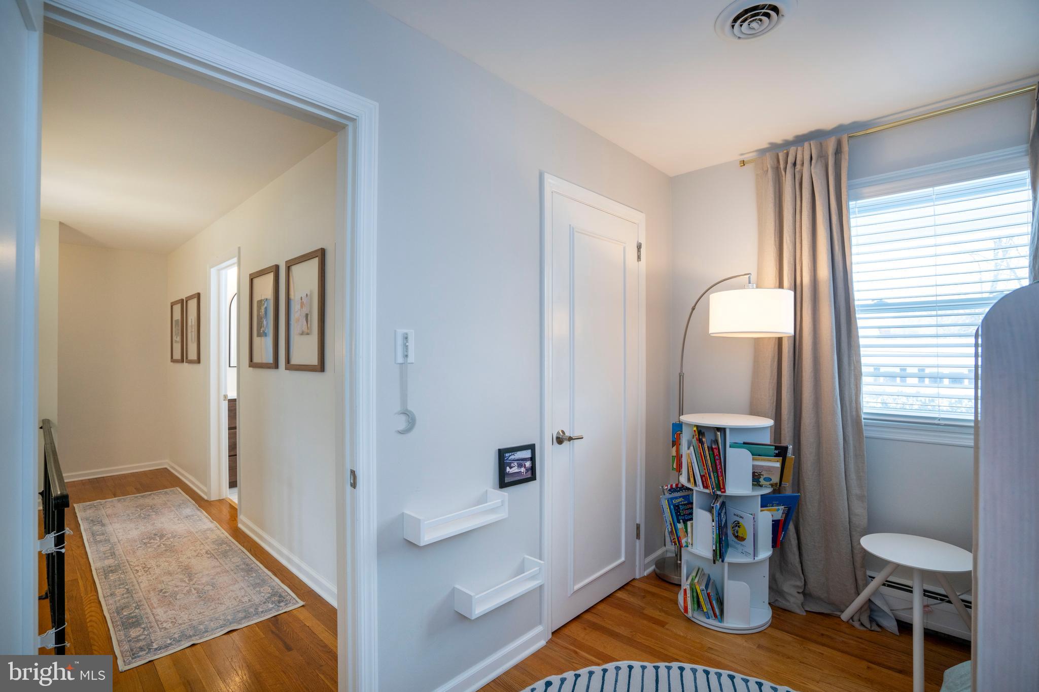 GLENVIEW - Residential