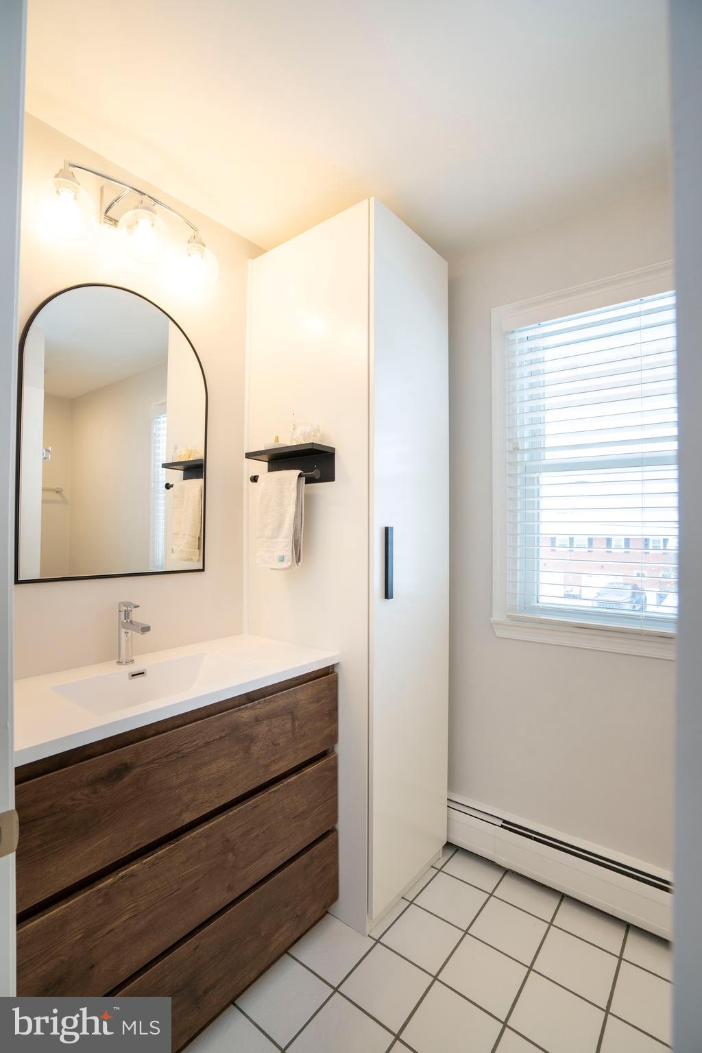 GLENVIEW - Residential