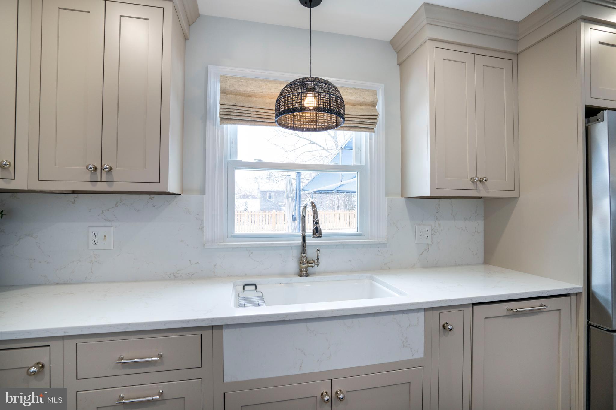 GLENVIEW - Residential