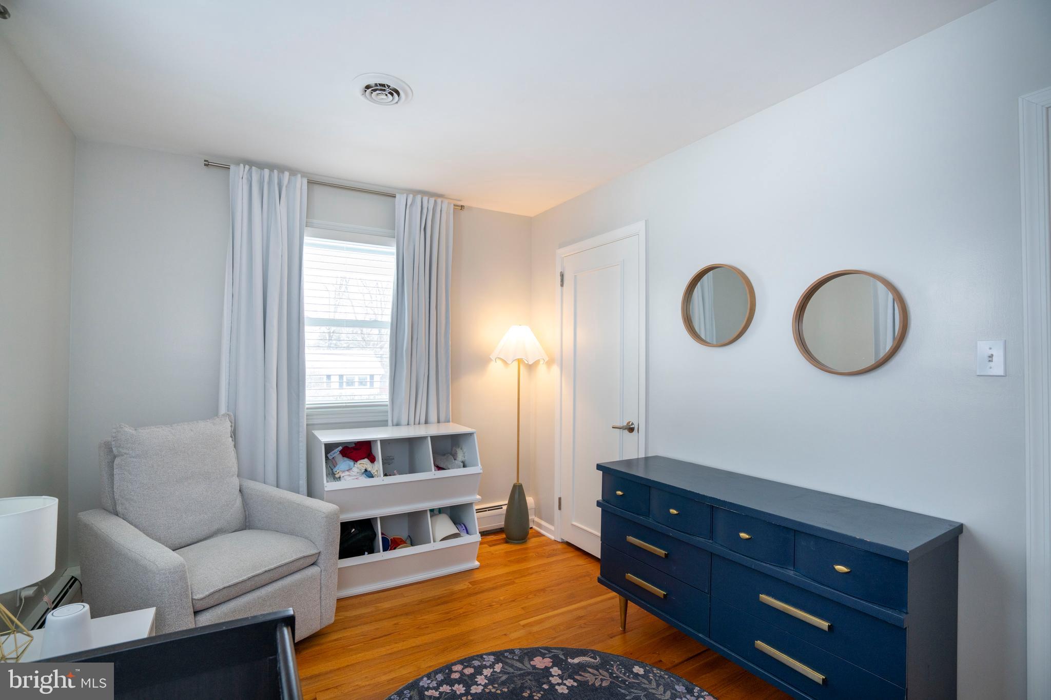 GLENVIEW - Residential