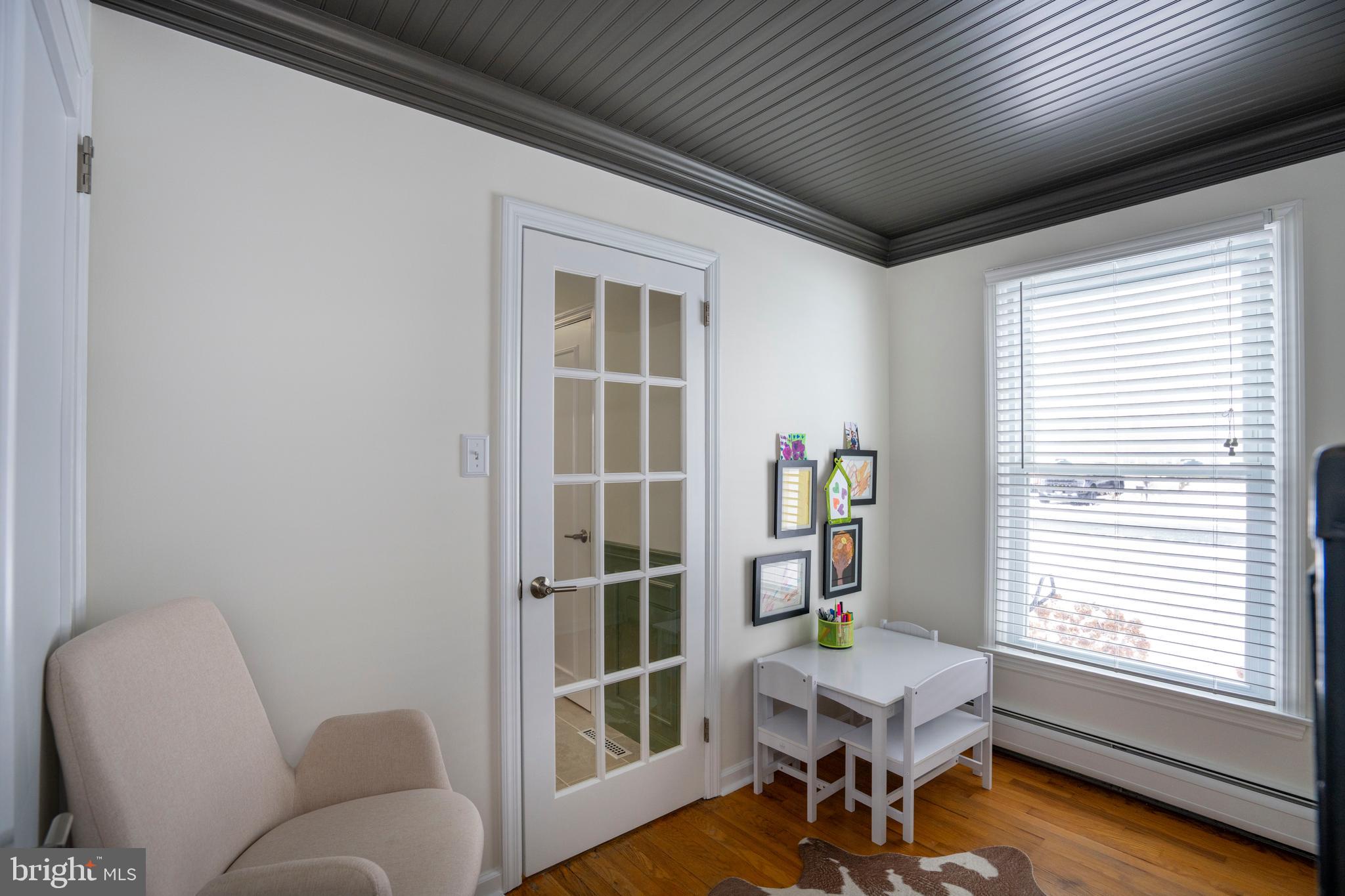 GLENVIEW - Residential