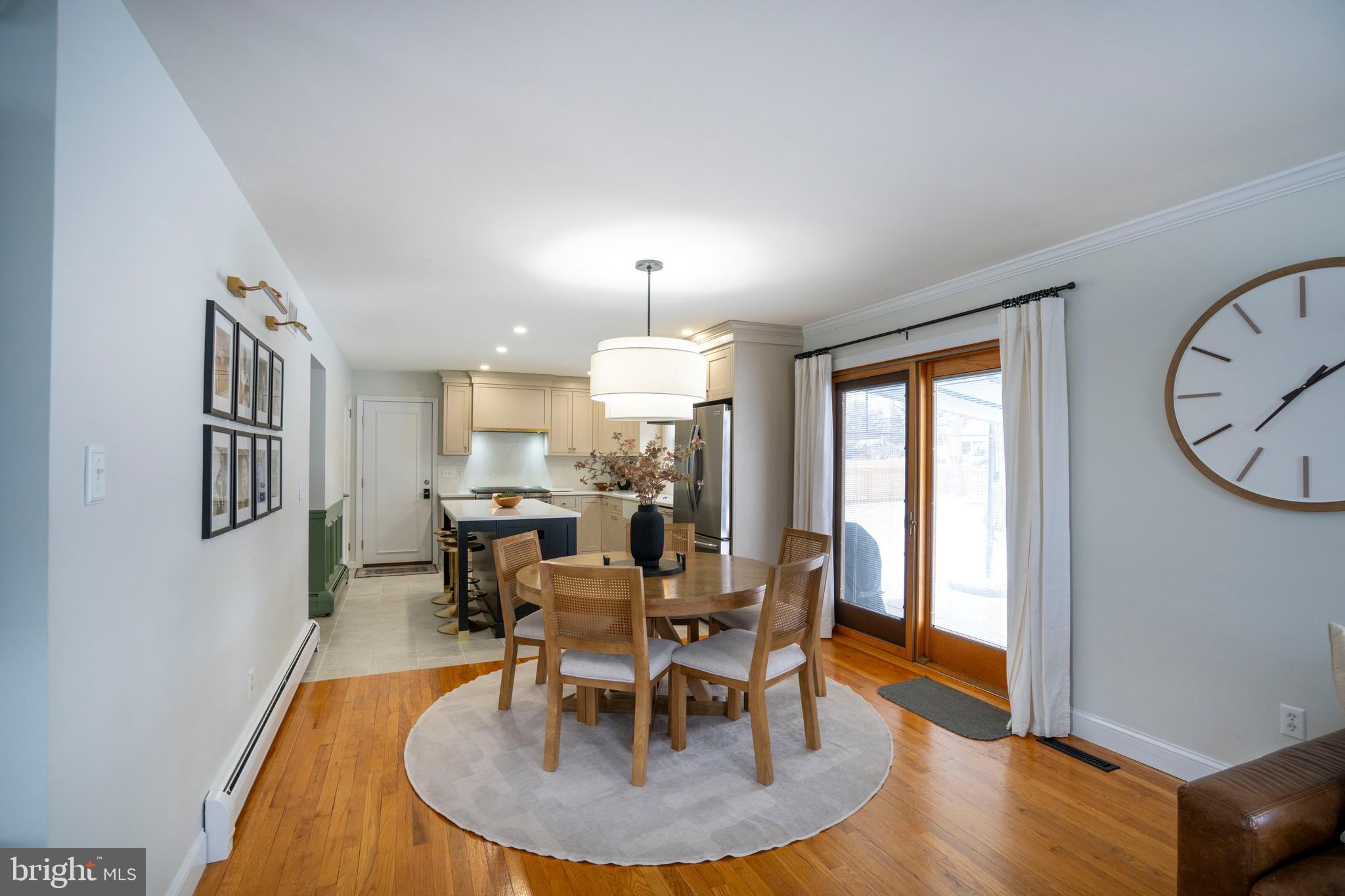 GLENVIEW - Residential