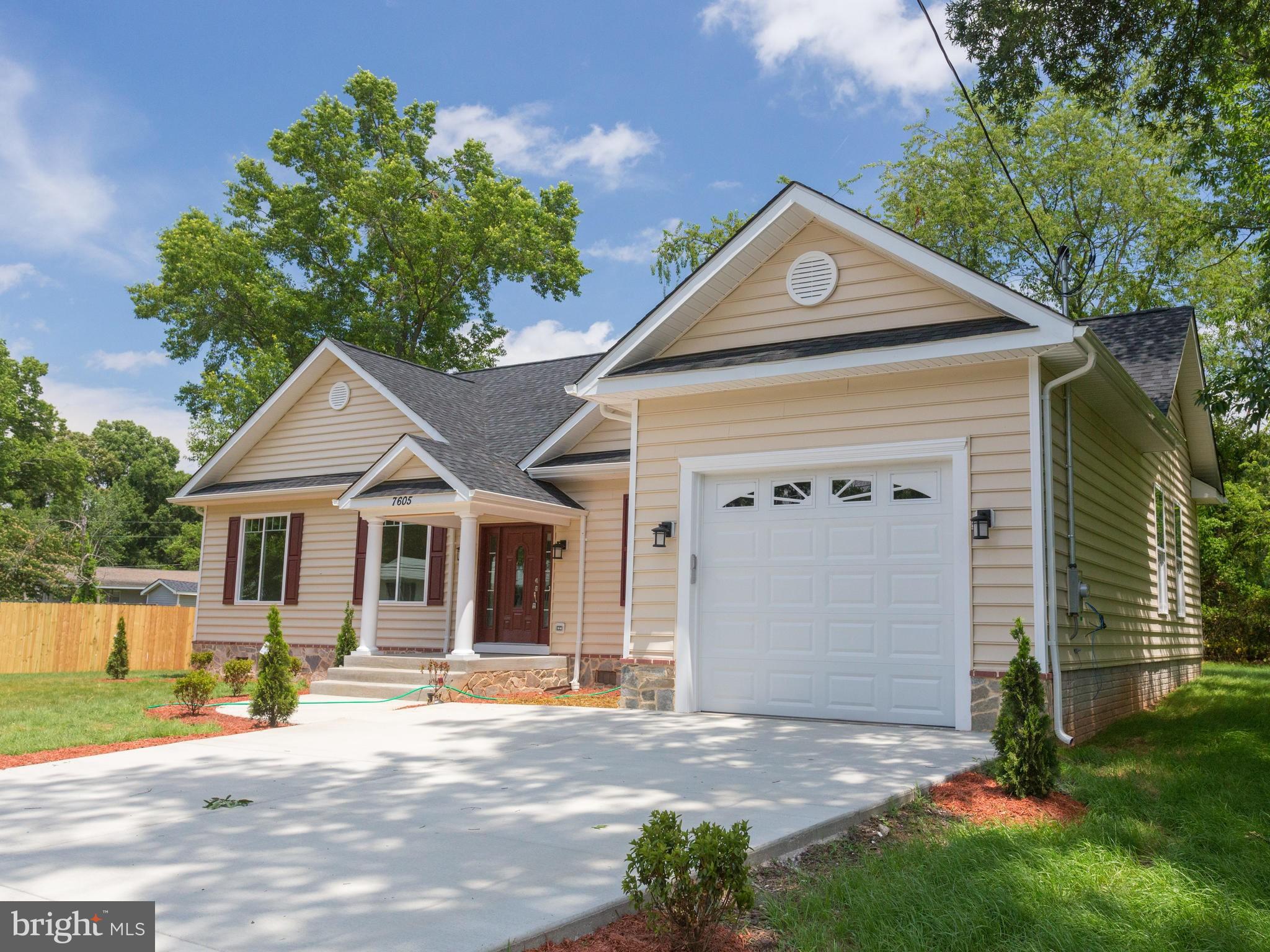 YORKSHIRE PARK - Residential