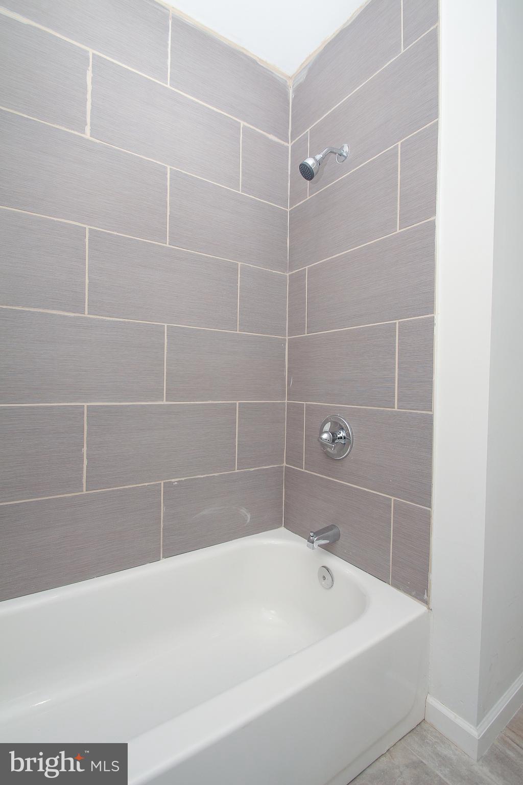 WEST OAK LANE - Residential