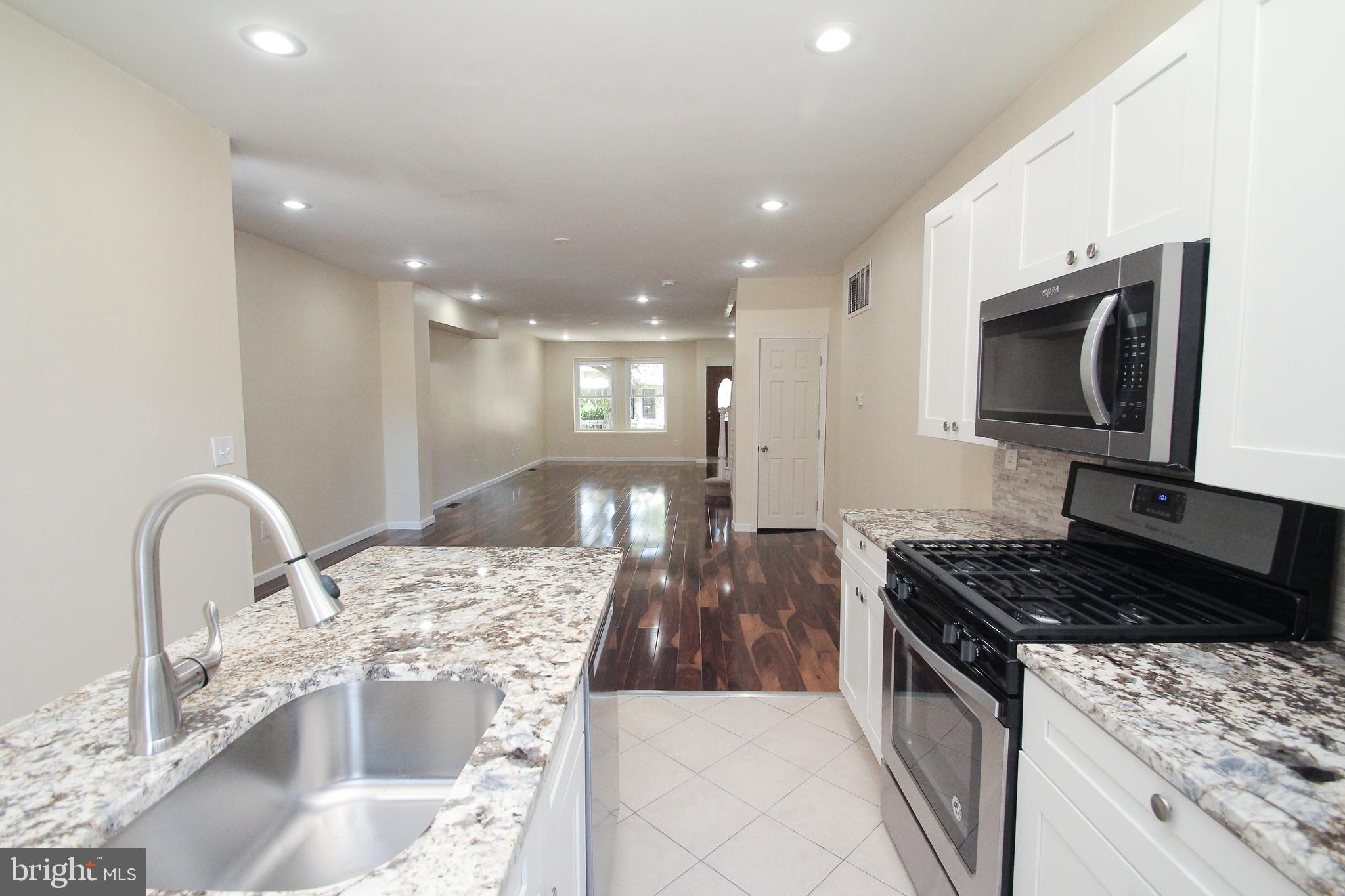 WEST OAK LANE - Residential