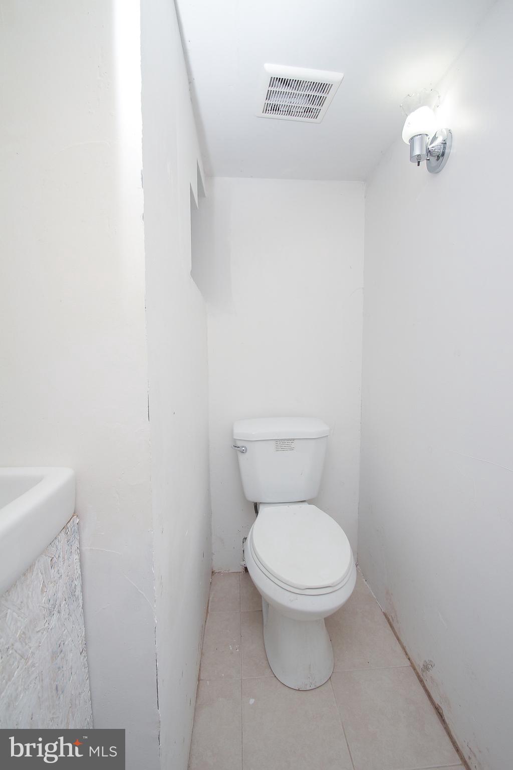 WEST OAK LANE - Residential