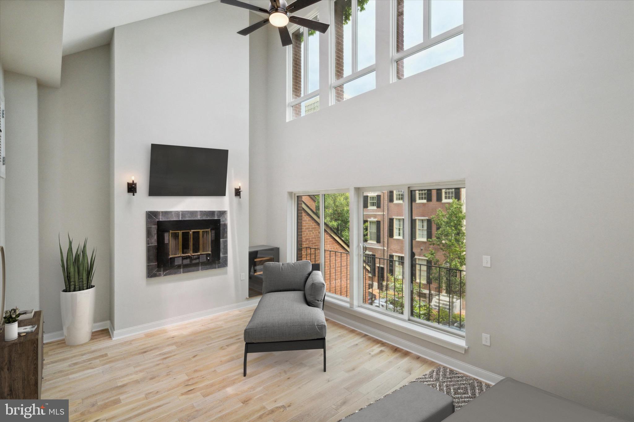 SOCIETY HILL - Residential