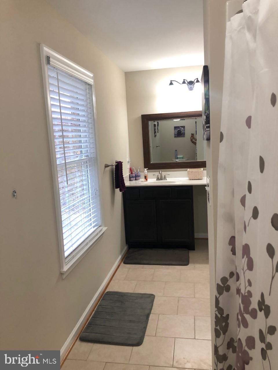 EDEN ESTATES - Residential Lease