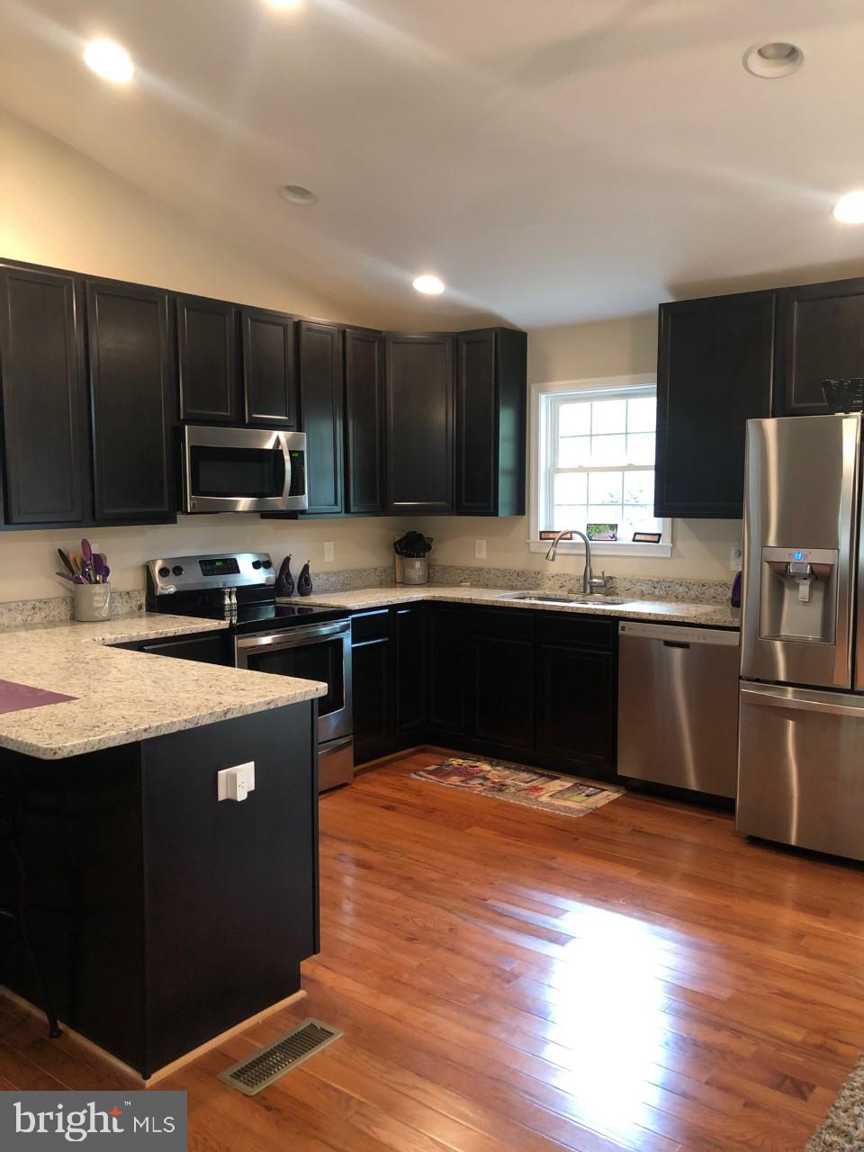 EDEN ESTATES - Residential Lease