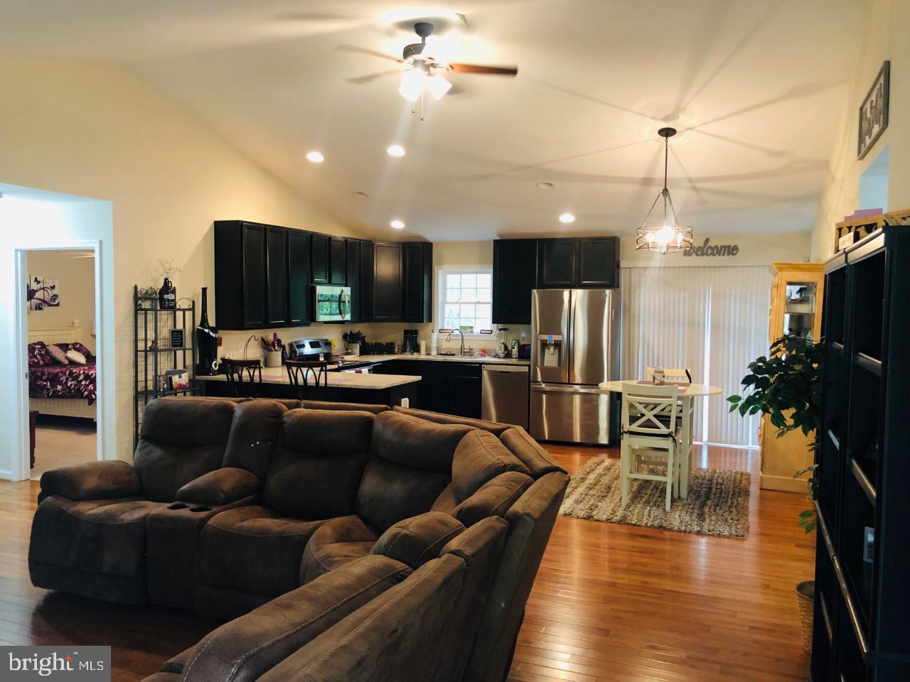 EDEN ESTATES - Residential Lease