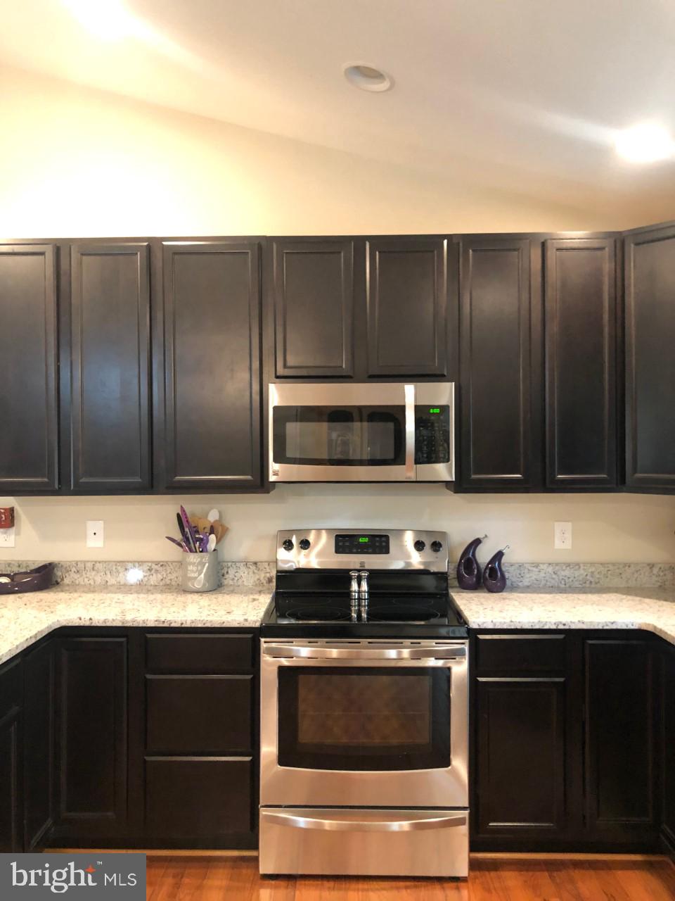 EDEN ESTATES - Residential Lease