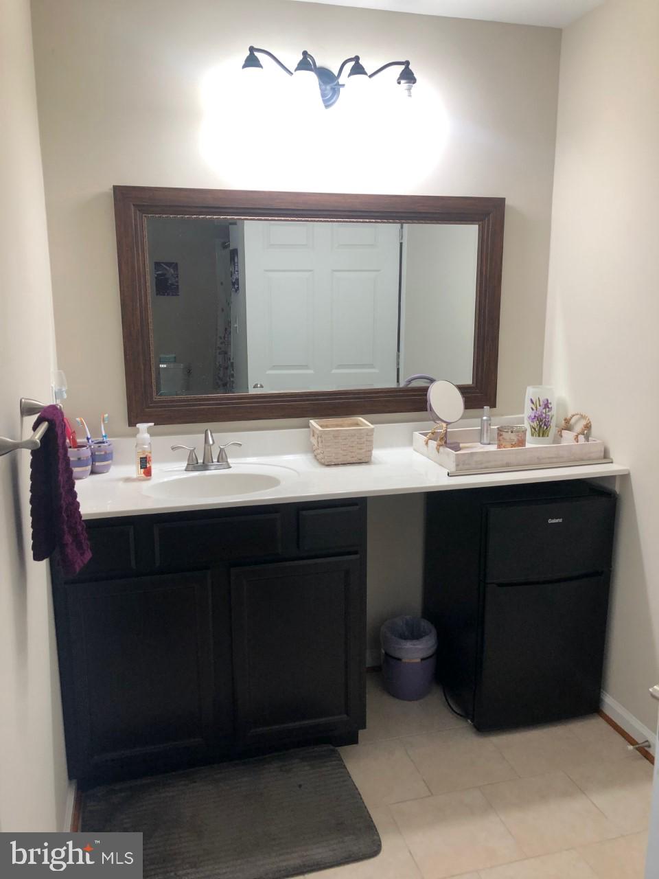 EDEN ESTATES - Residential Lease