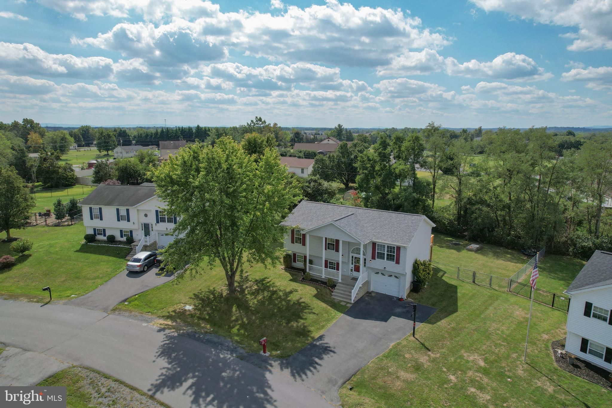 SPRING HILL - Residential