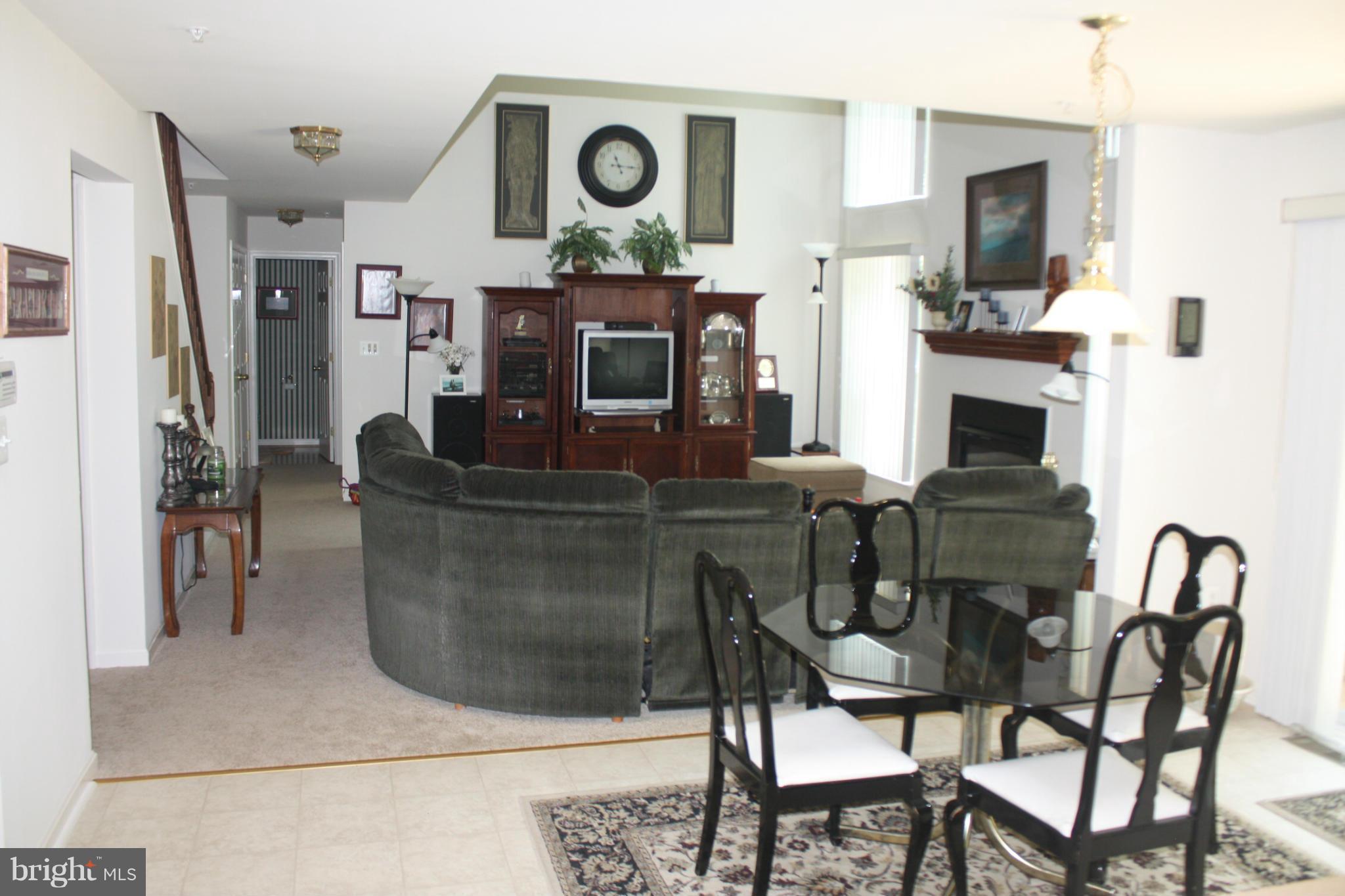 FOXCHASE PLAT 16 - Residential