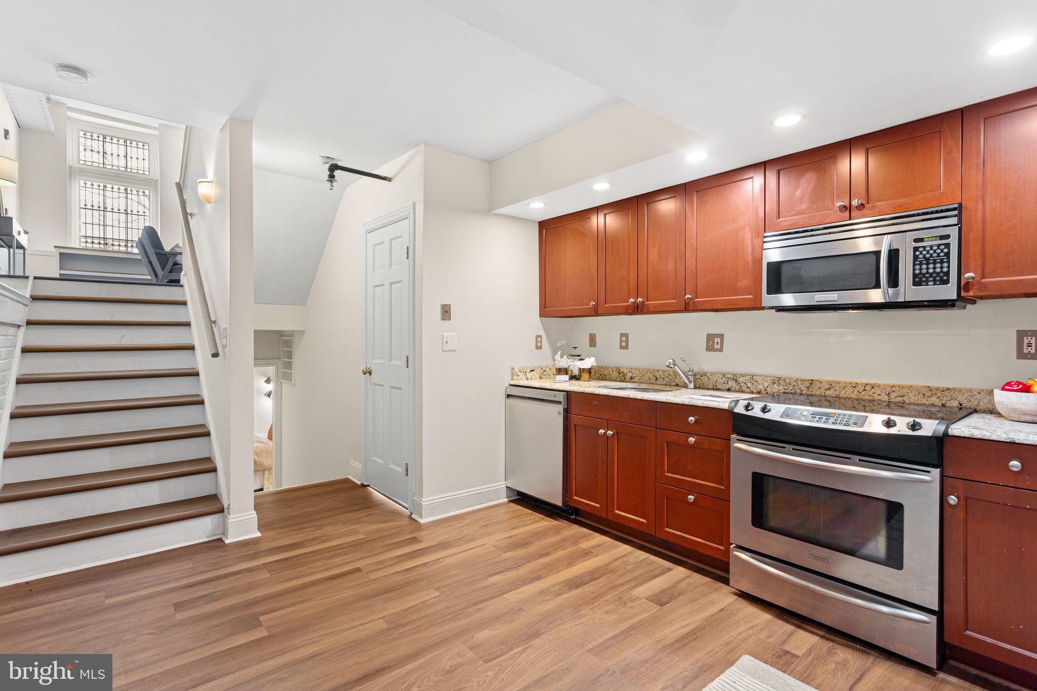 OLD CITY - Residential