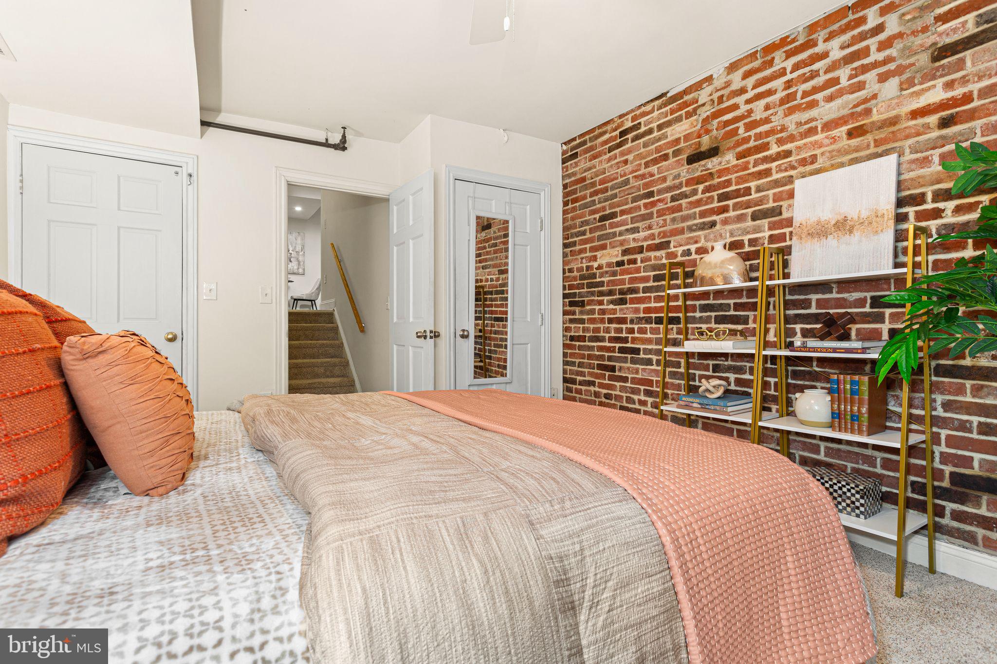 OLD CITY - Residential