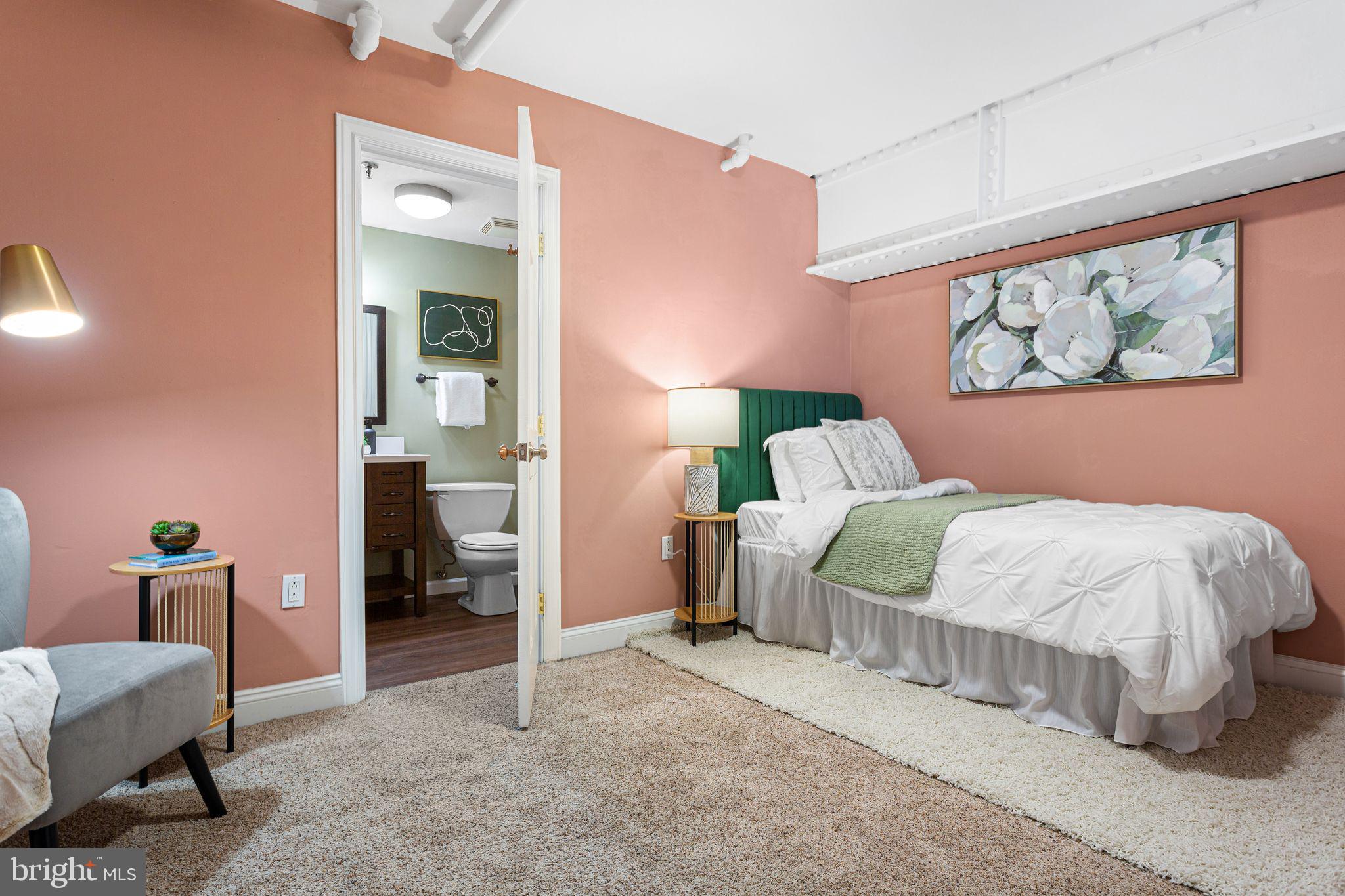 OLD CITY - Residential