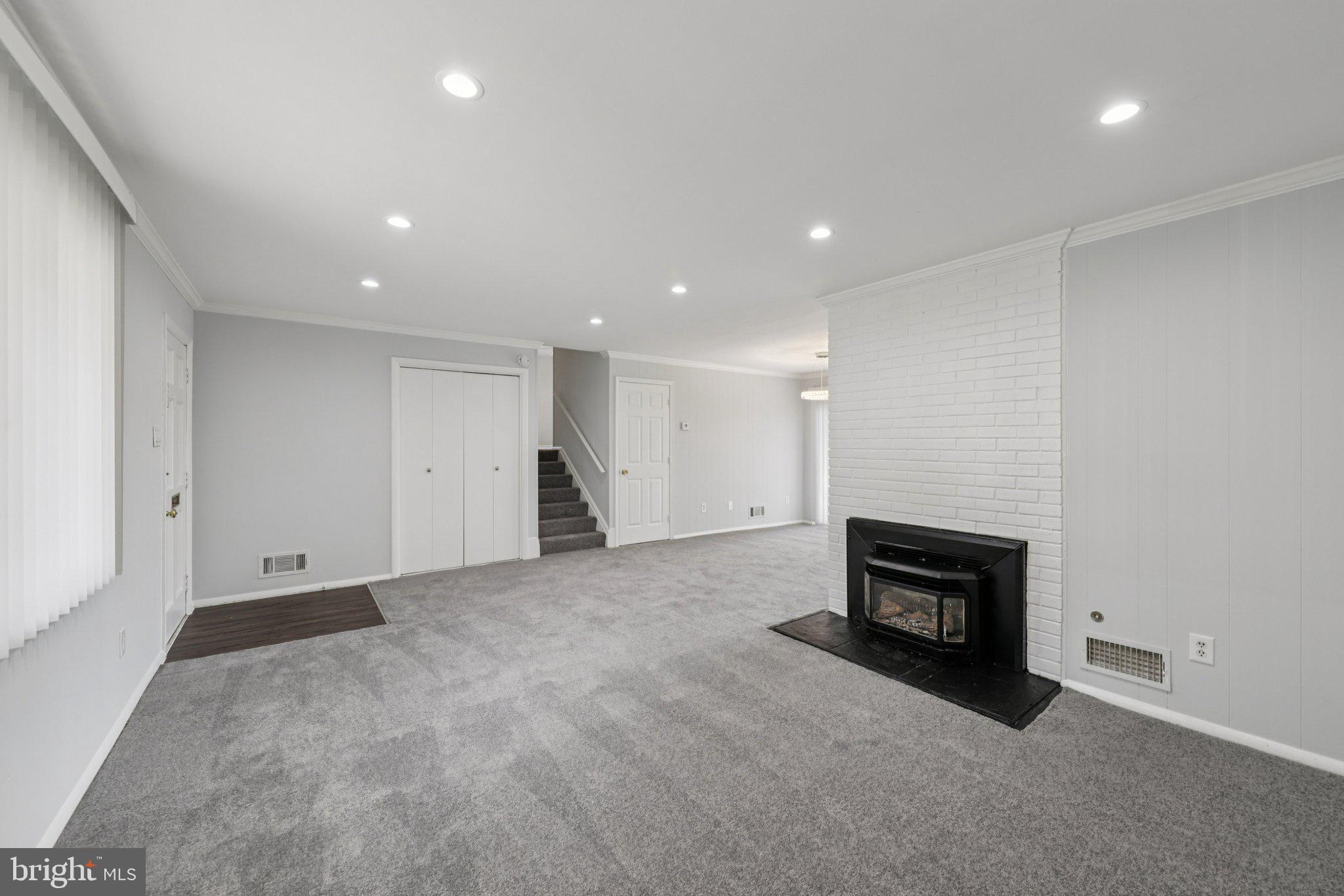 MONTICELLO FOREST - Residential Lease