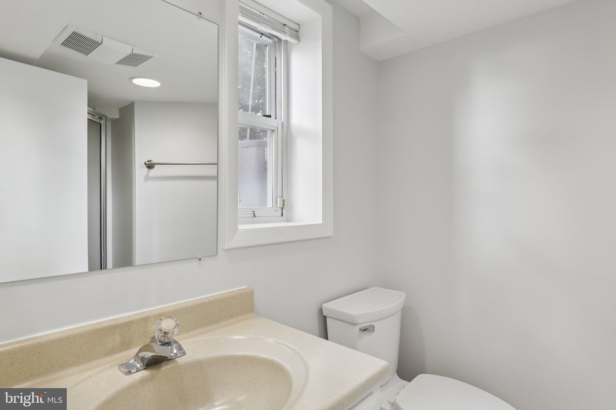 MONTICELLO FOREST - Residential Lease