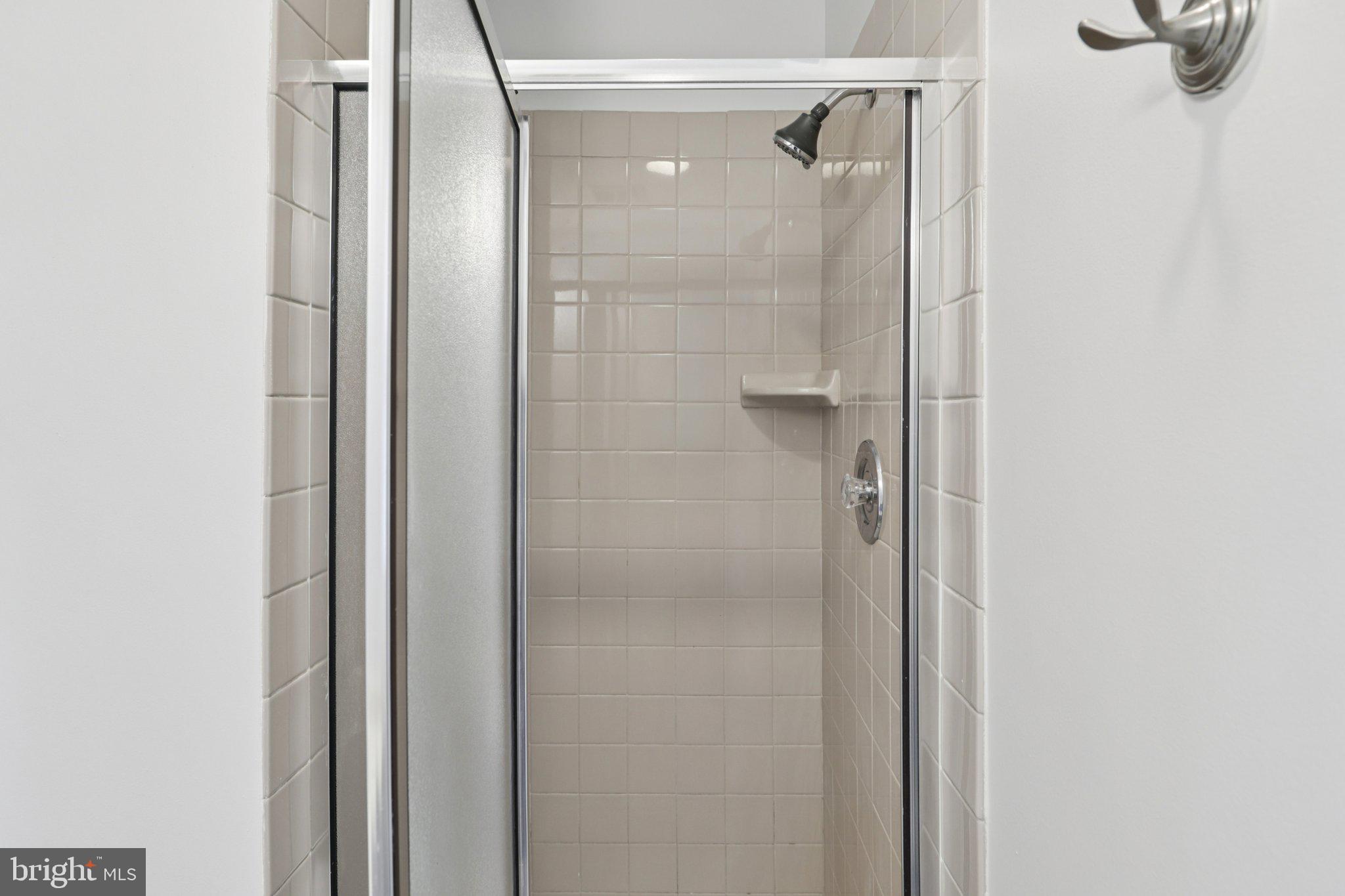 MONTICELLO FOREST - Residential Lease