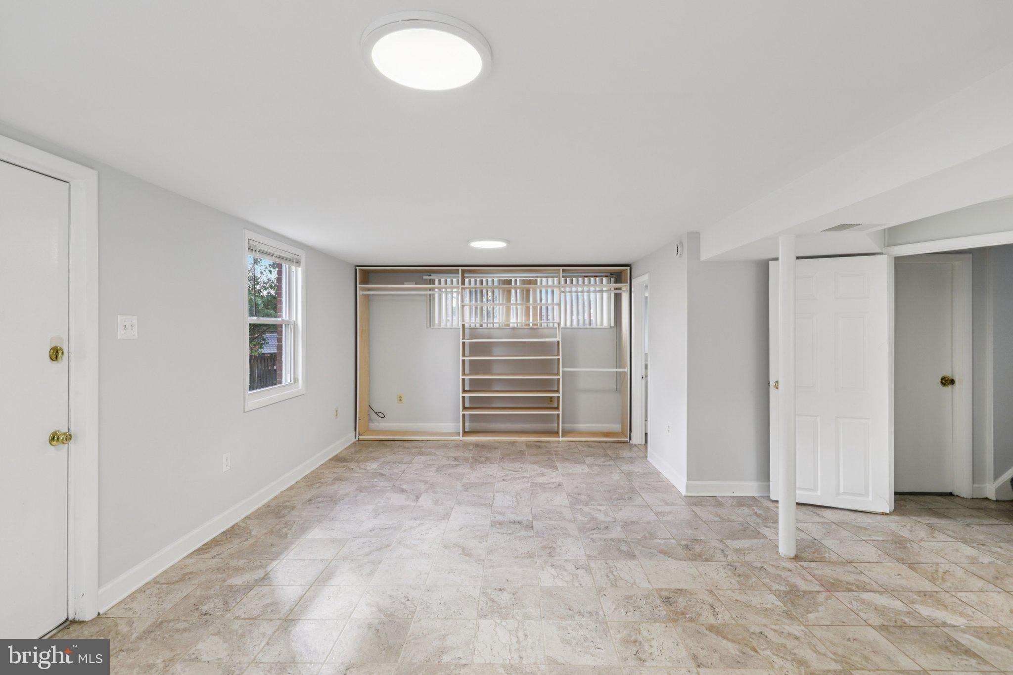 MONTICELLO FOREST - Residential Lease