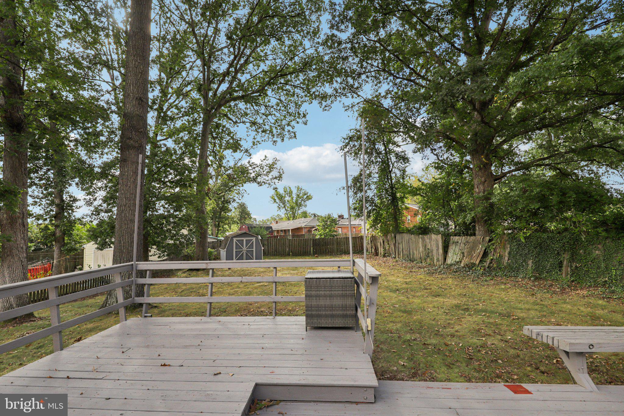 MONTICELLO FOREST - Residential Lease