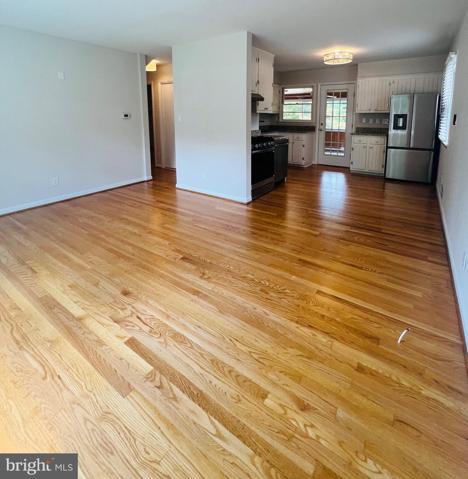 407 ANDERSON AVENUE