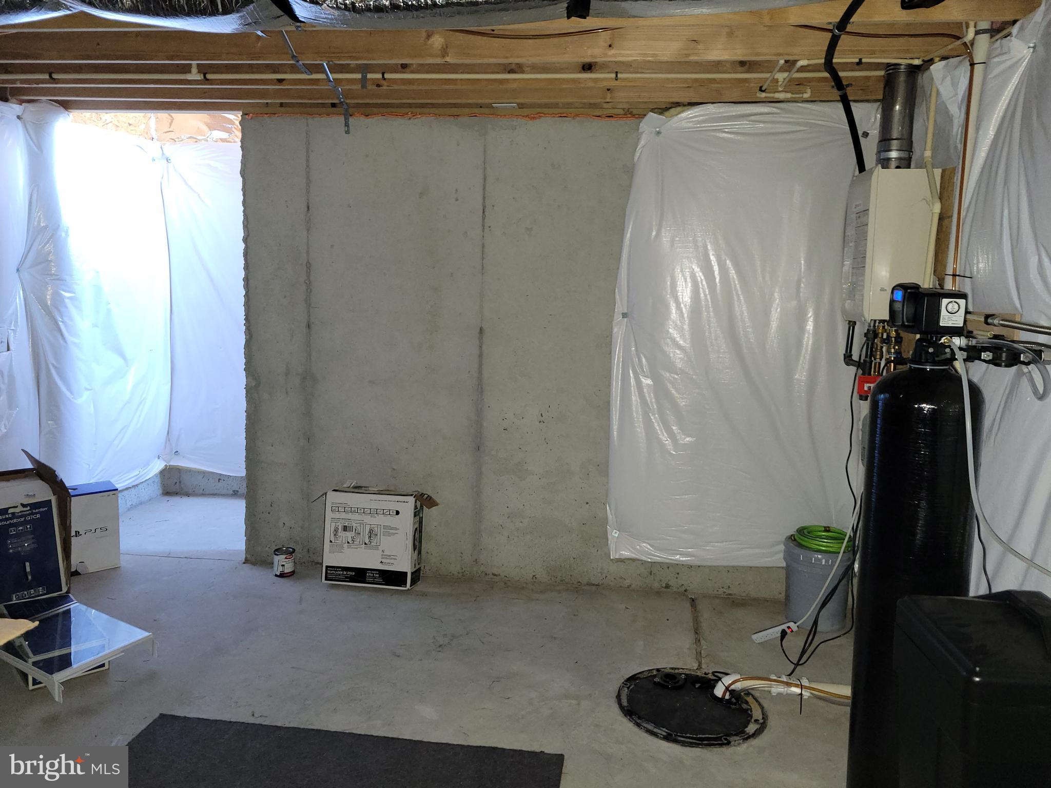 JONATHANS LANDING - Residential Lease