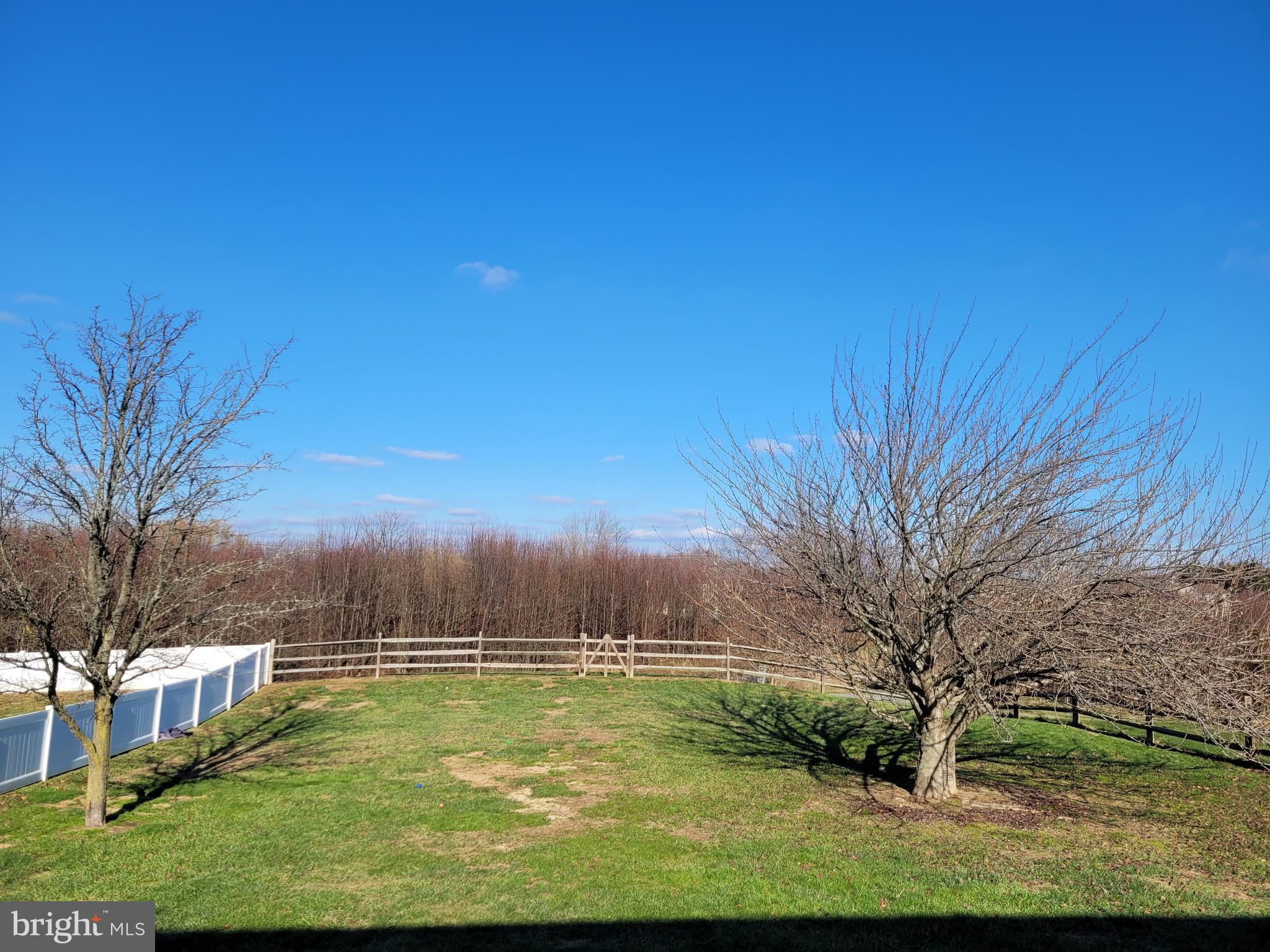 JONATHANS LANDING - Residential Lease