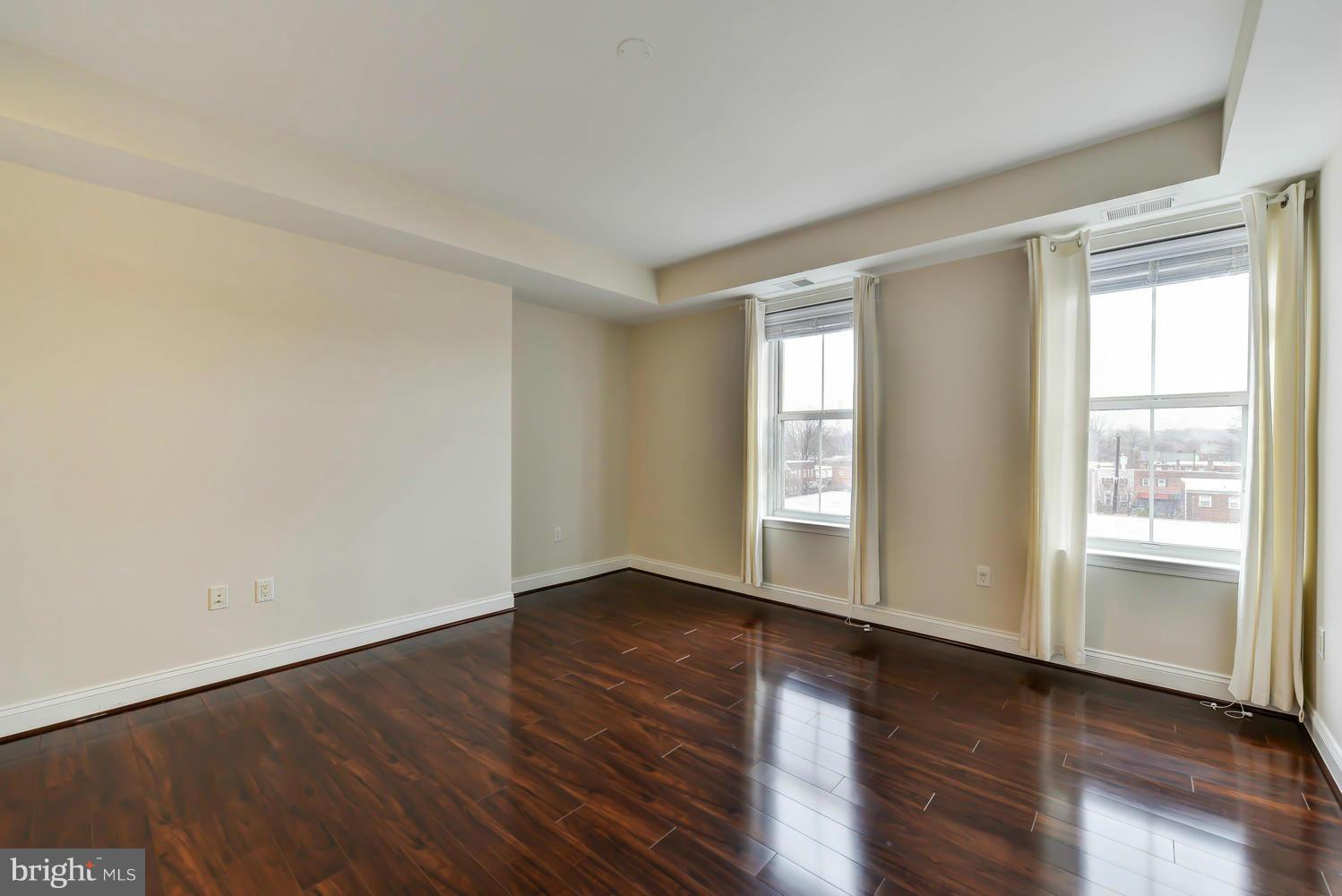 THE MONARCH - Residential Lease