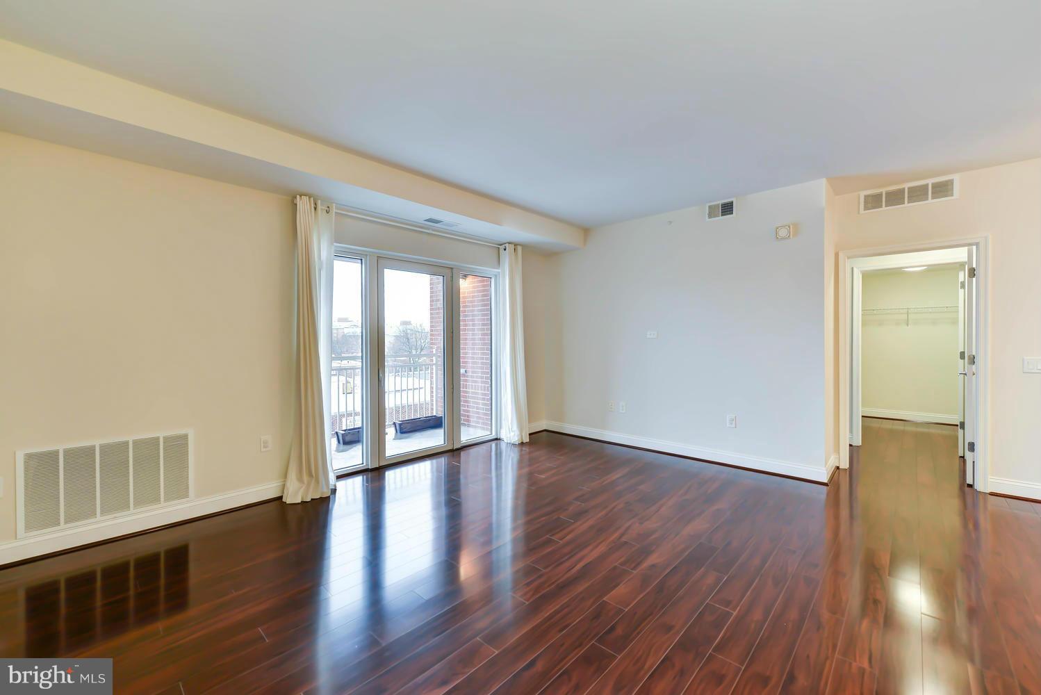 THE MONARCH - Residential Lease