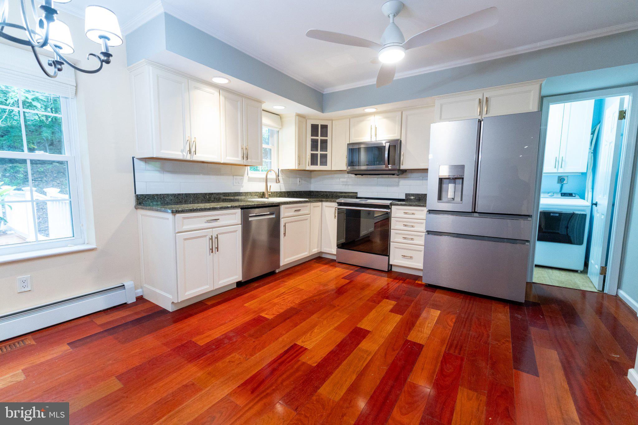 1141 SCHOOL HOUSE LANE