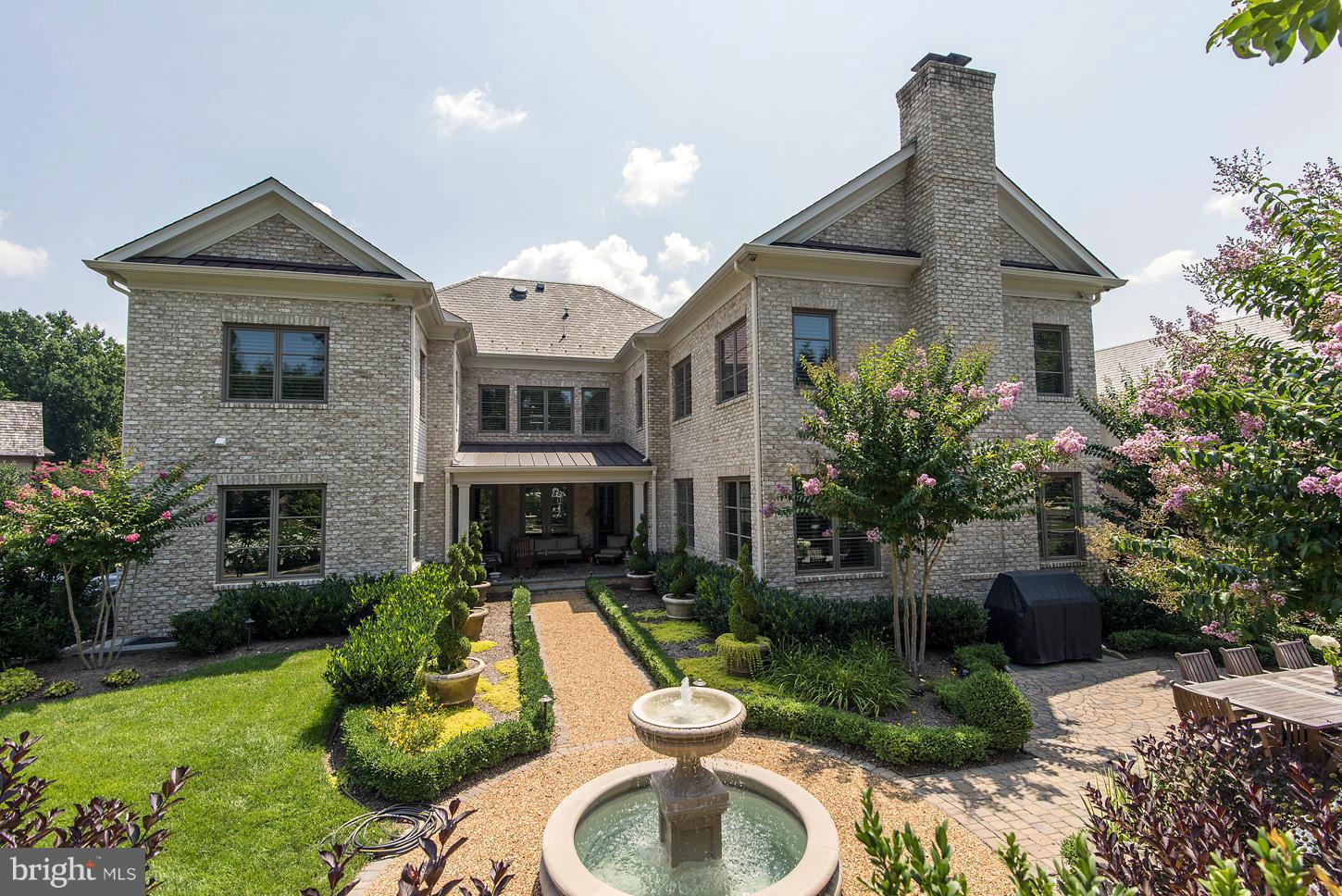 SPRING HILL FARM - Residential