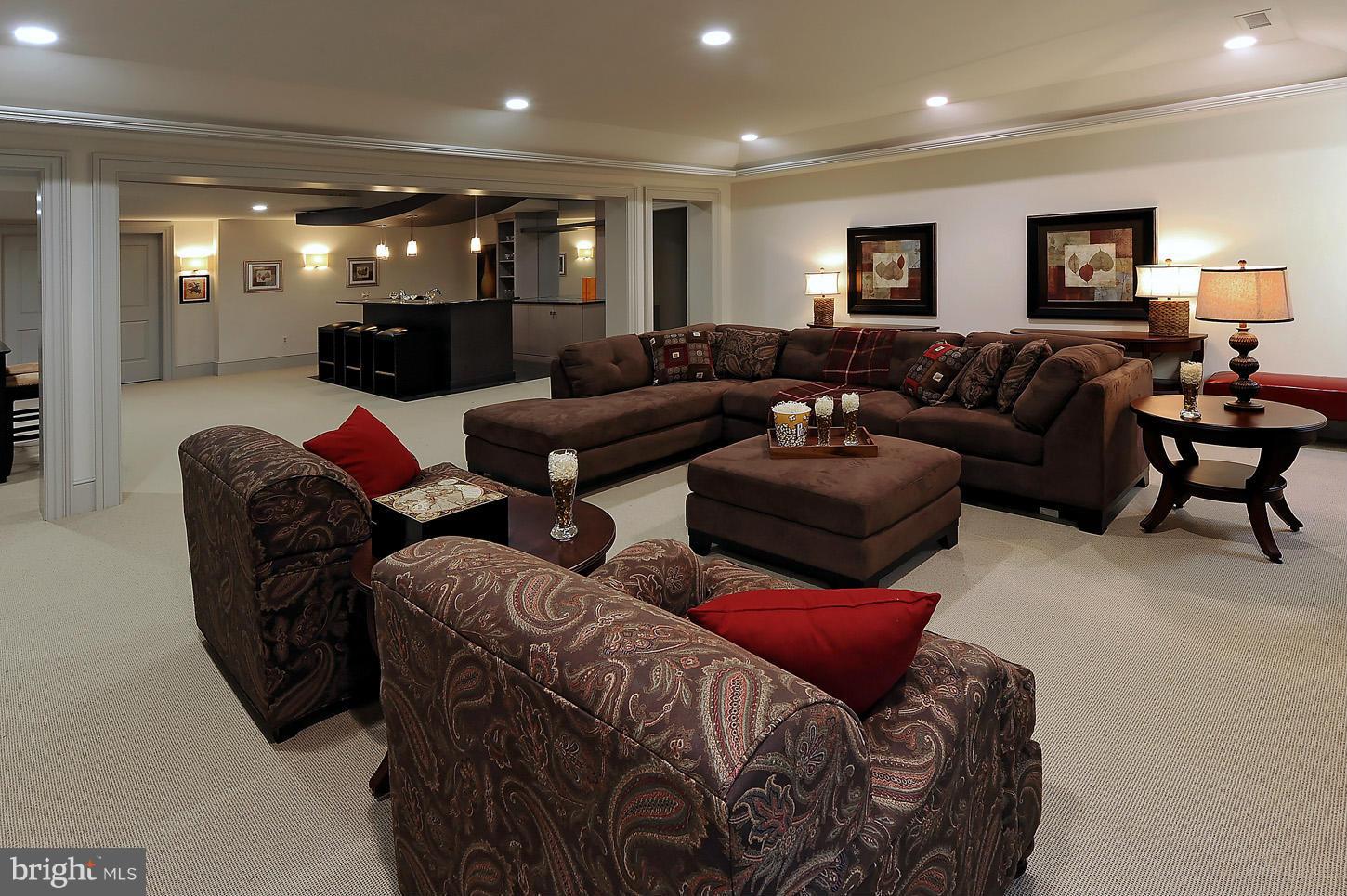 SPRING HILL FARM - Residential