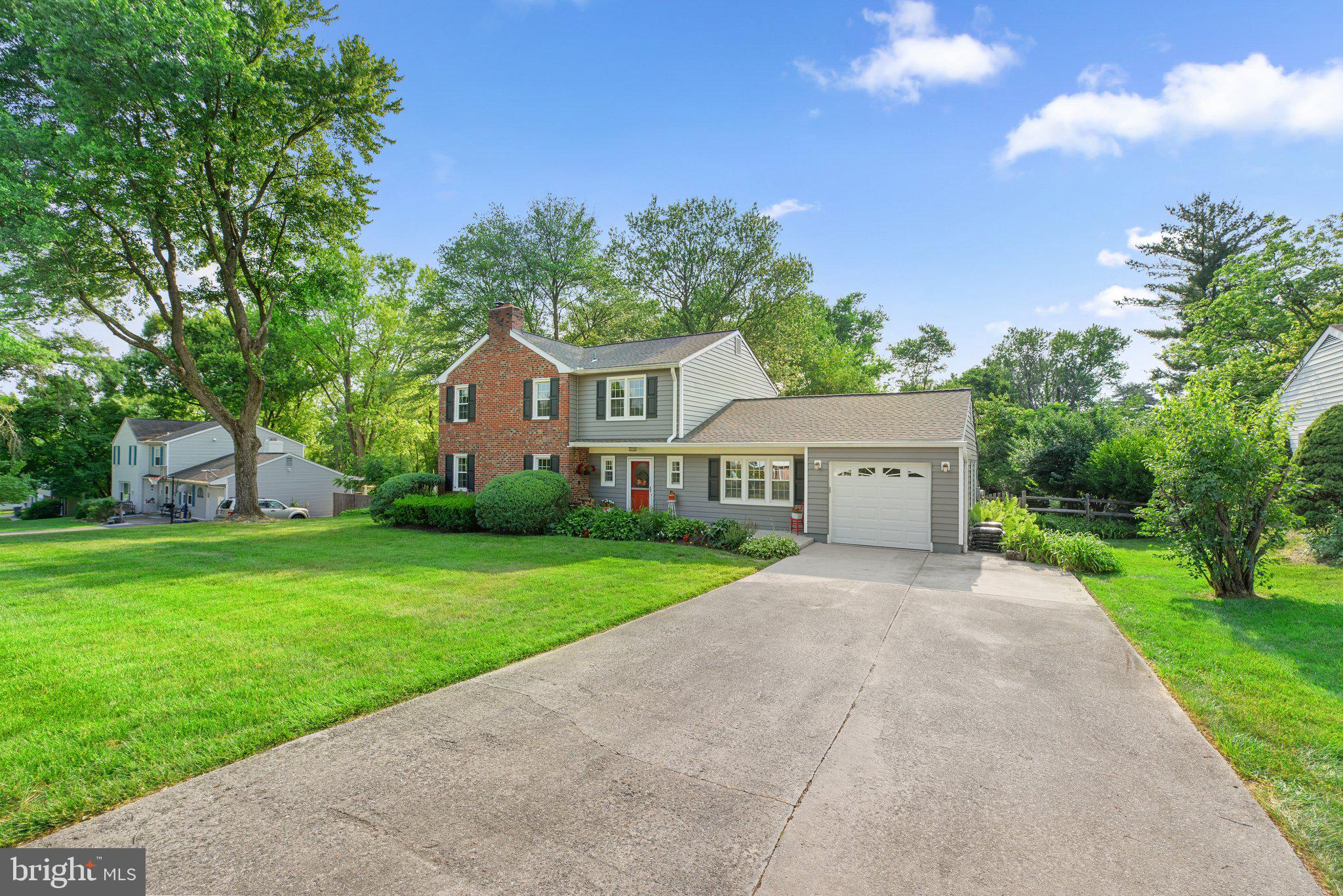 VALLEY MEADE - Residential