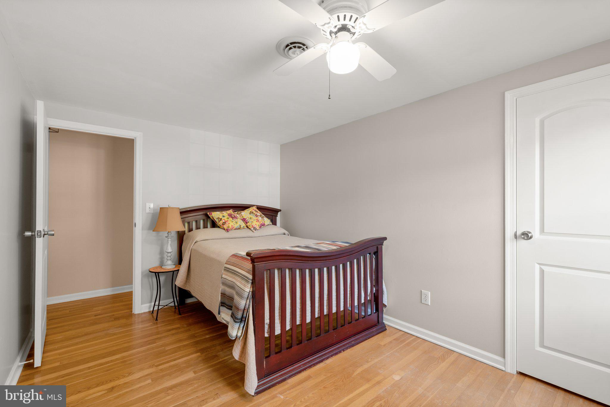 VALLEY MEADE - Residential