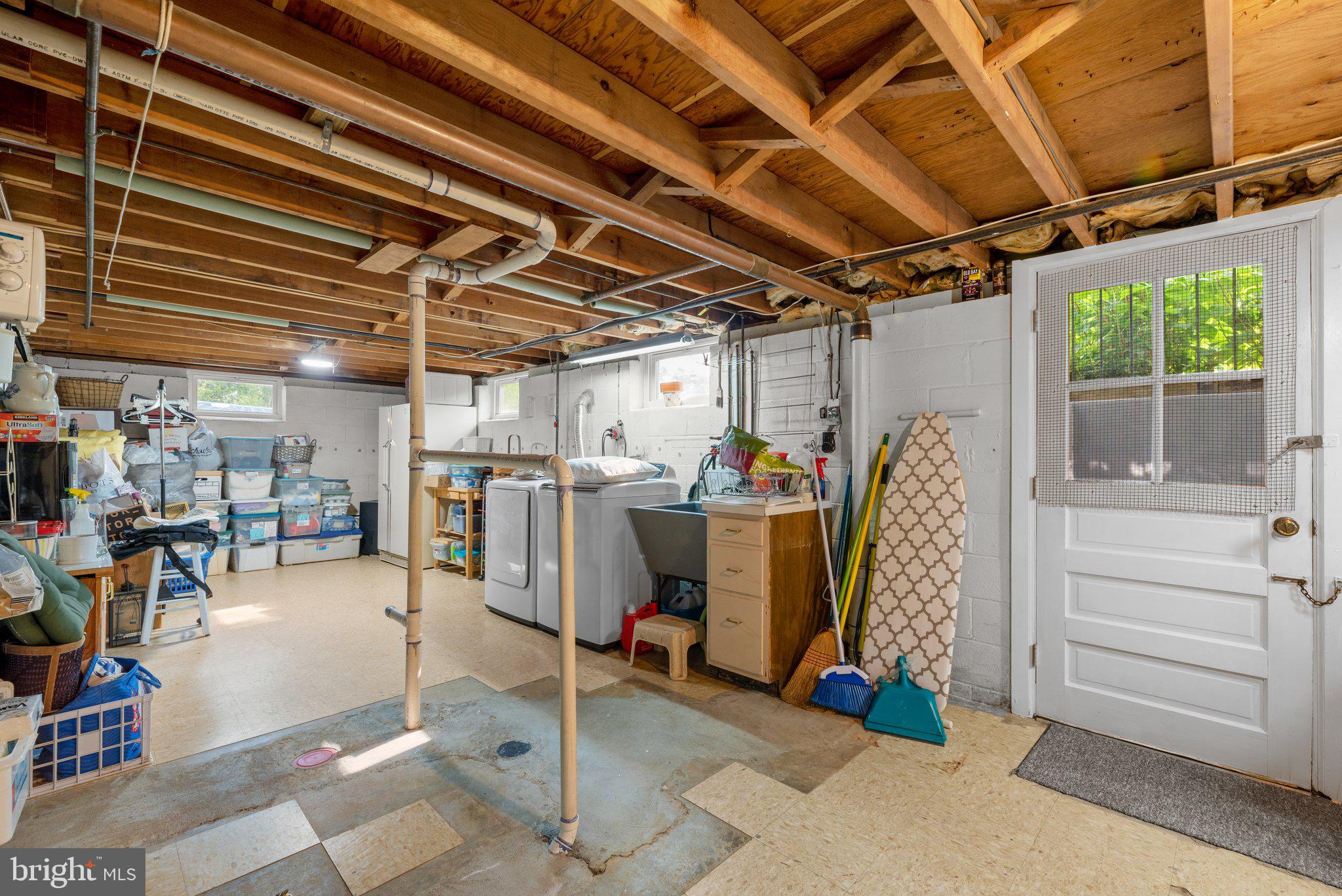 VALLEY MEADE - Residential