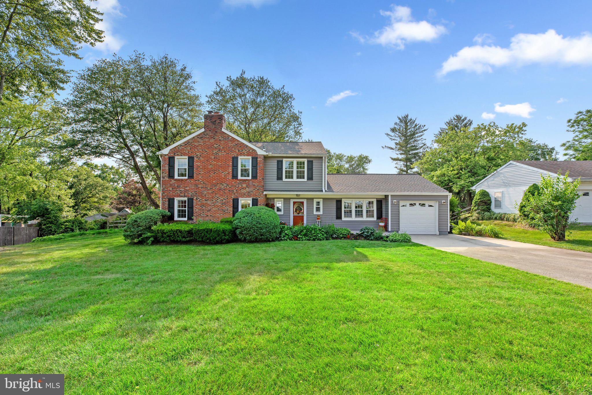 VALLEY MEADE - Residential