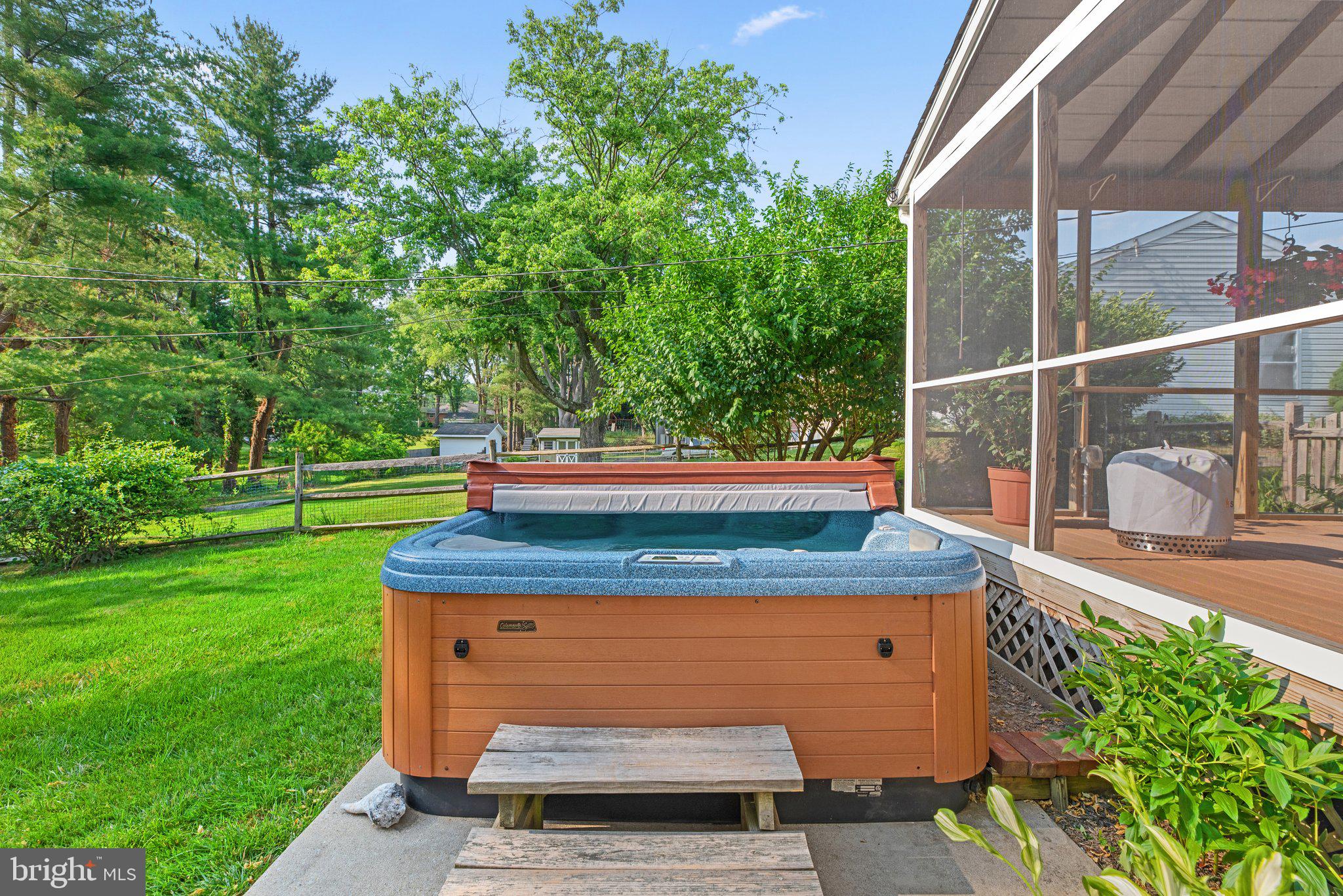 VALLEY MEADE - Residential