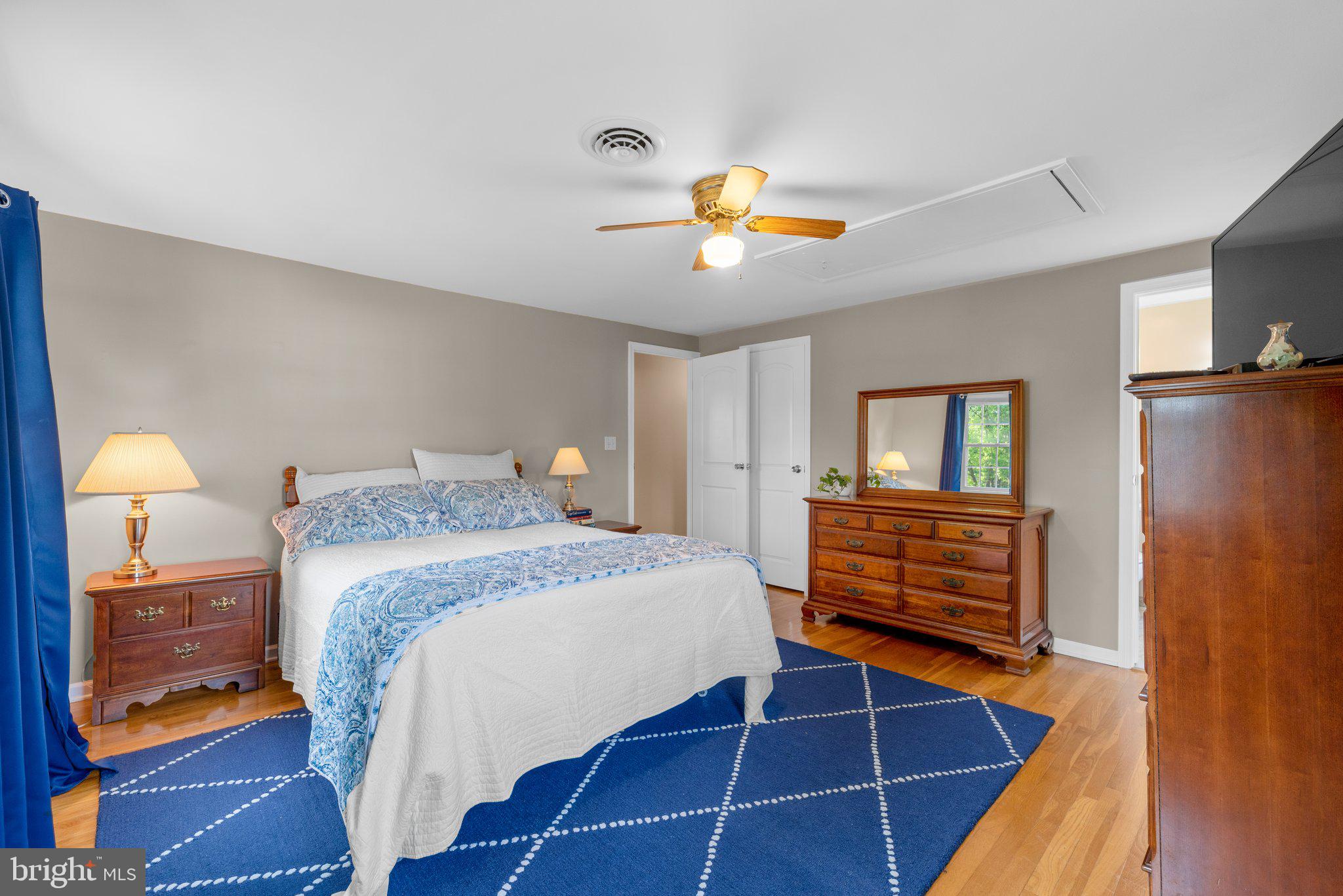 VALLEY MEADE - Residential